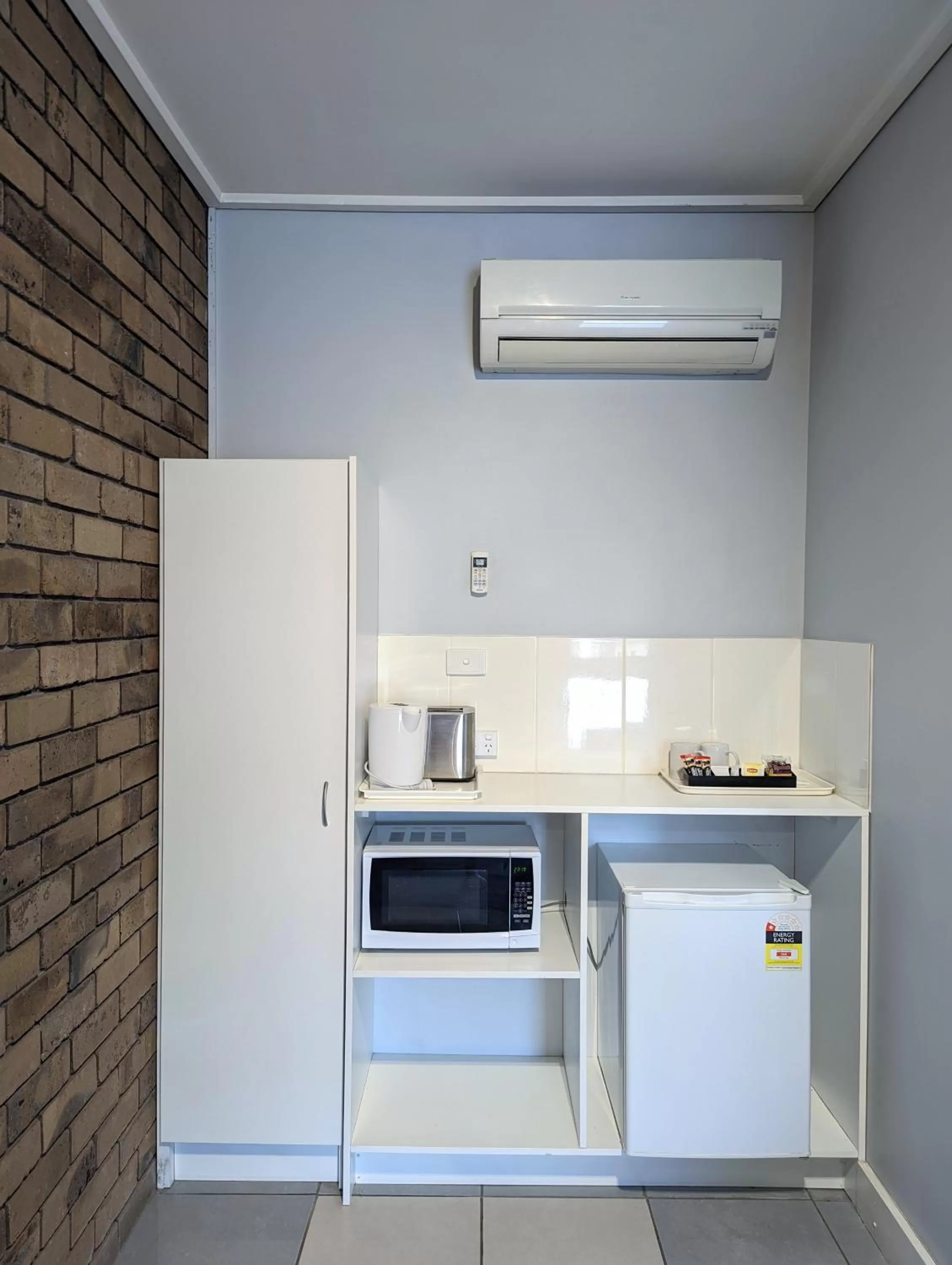 Homestead Motor Inn & Apartments