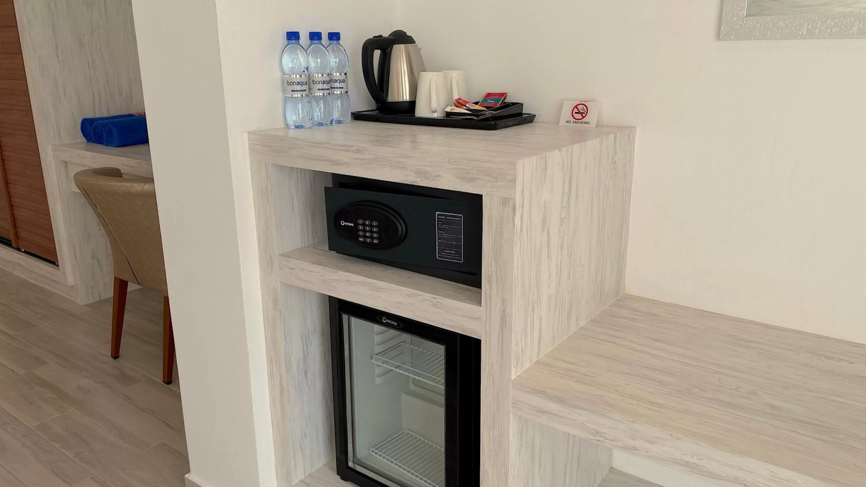 Coffee/tea facilities in Kaani Palm Beach