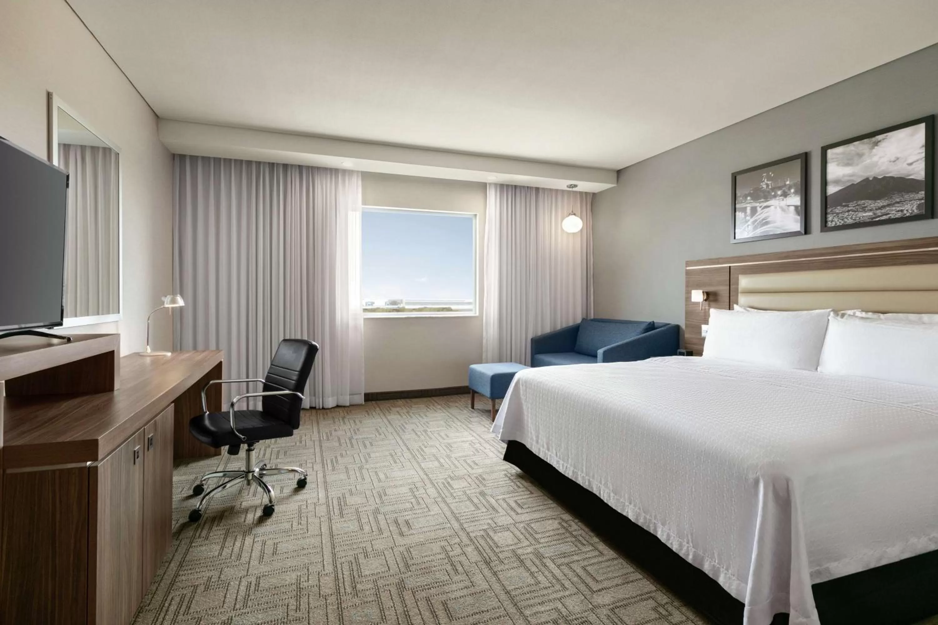 Bedroom, Bed in Hampton Inn By Hilton Monterrey Apodaca