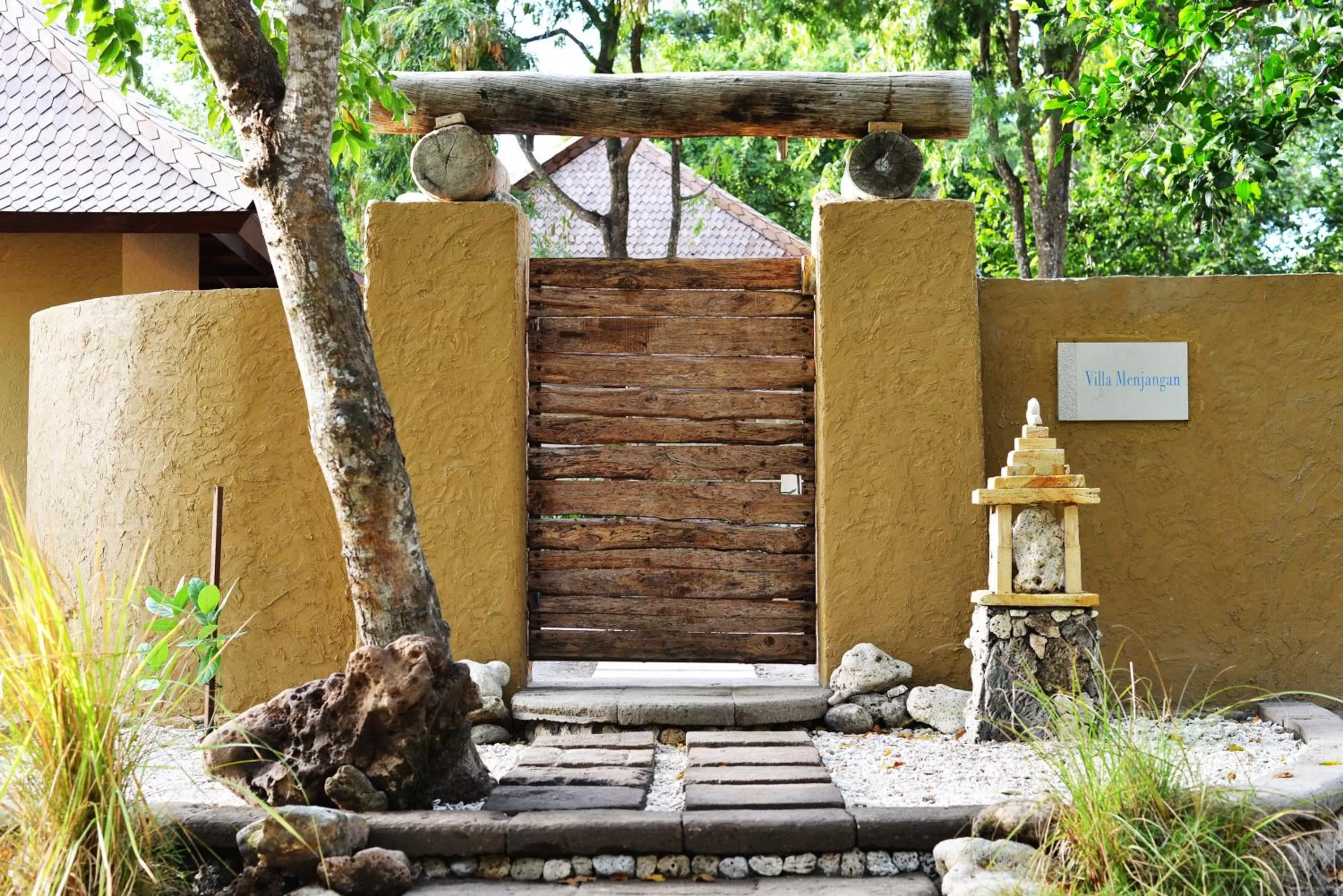 Facade/entrance in NusaBay Menjangan