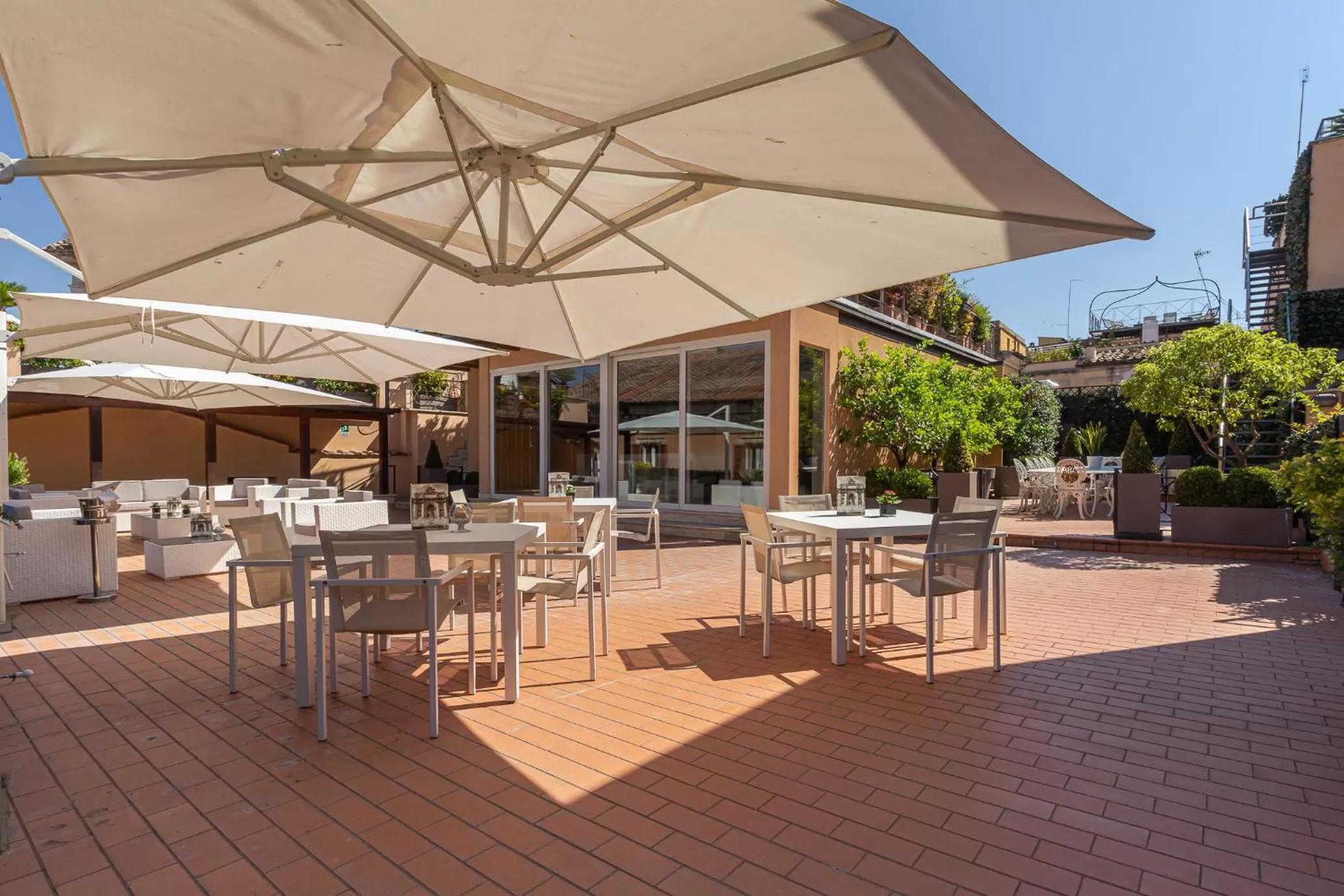 Patio in Harry's Bar Trevi Hotel & Restaurant