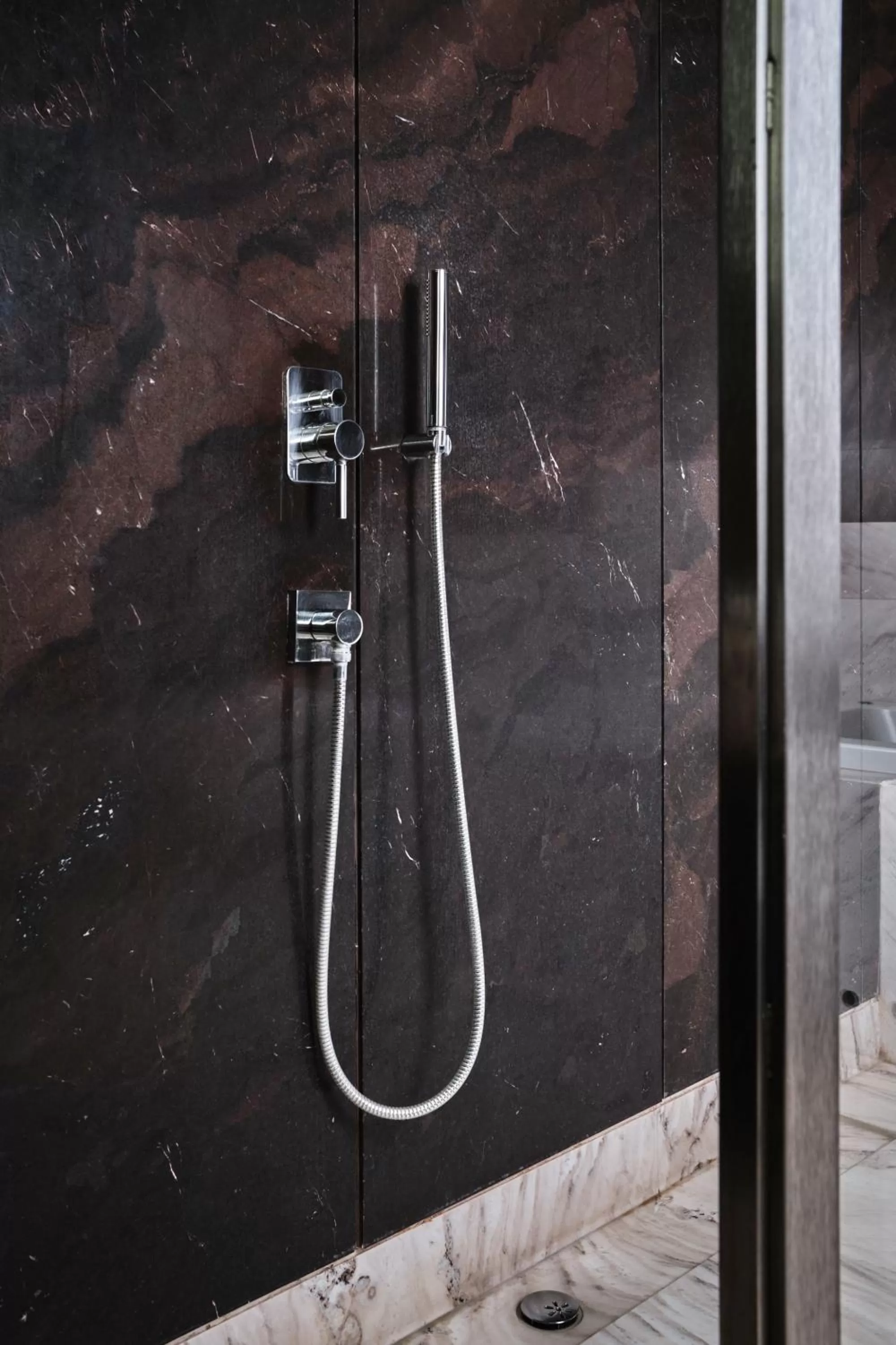 Bathroom in Hotel Monopol