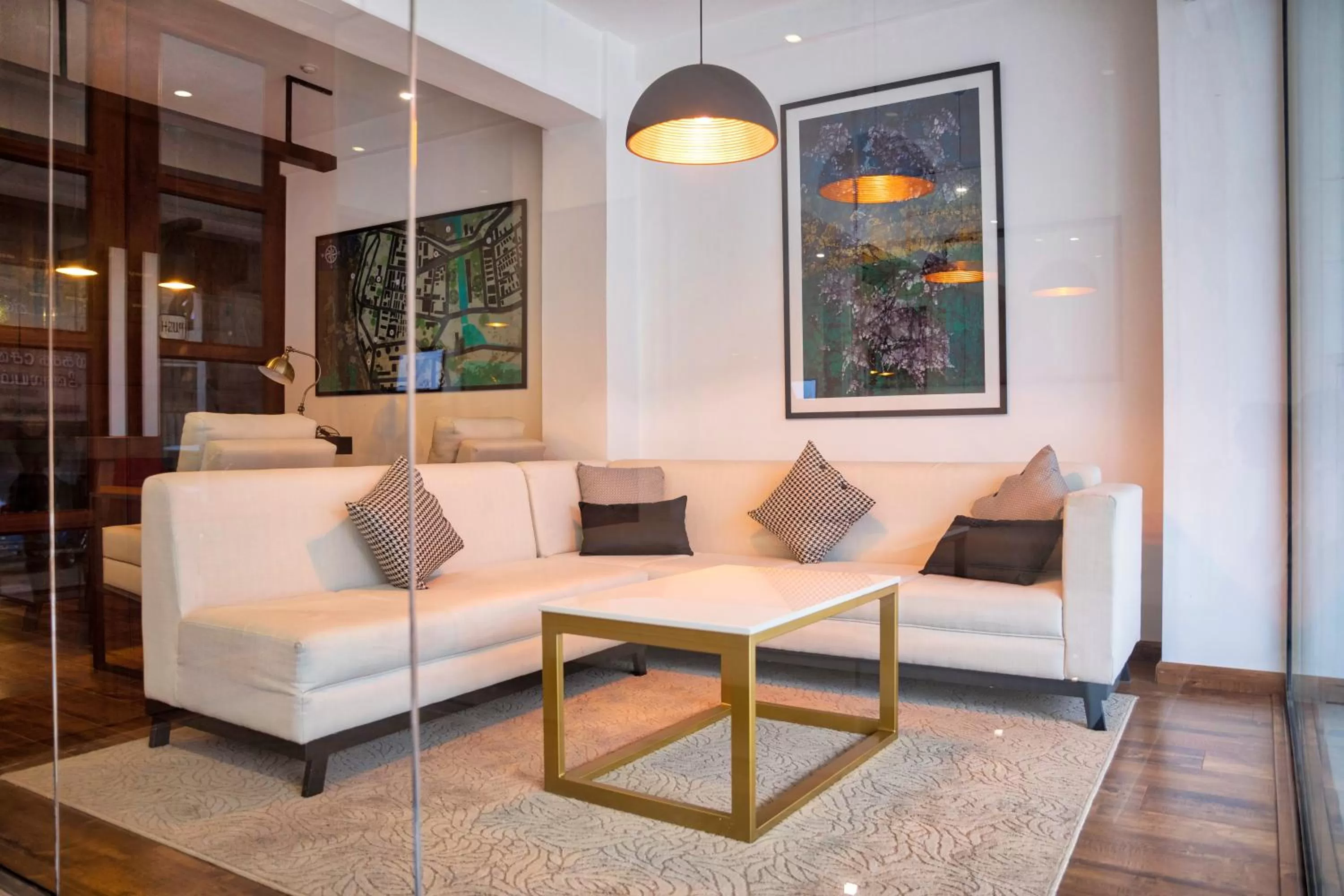 Property building in C 1 Colombo Fort