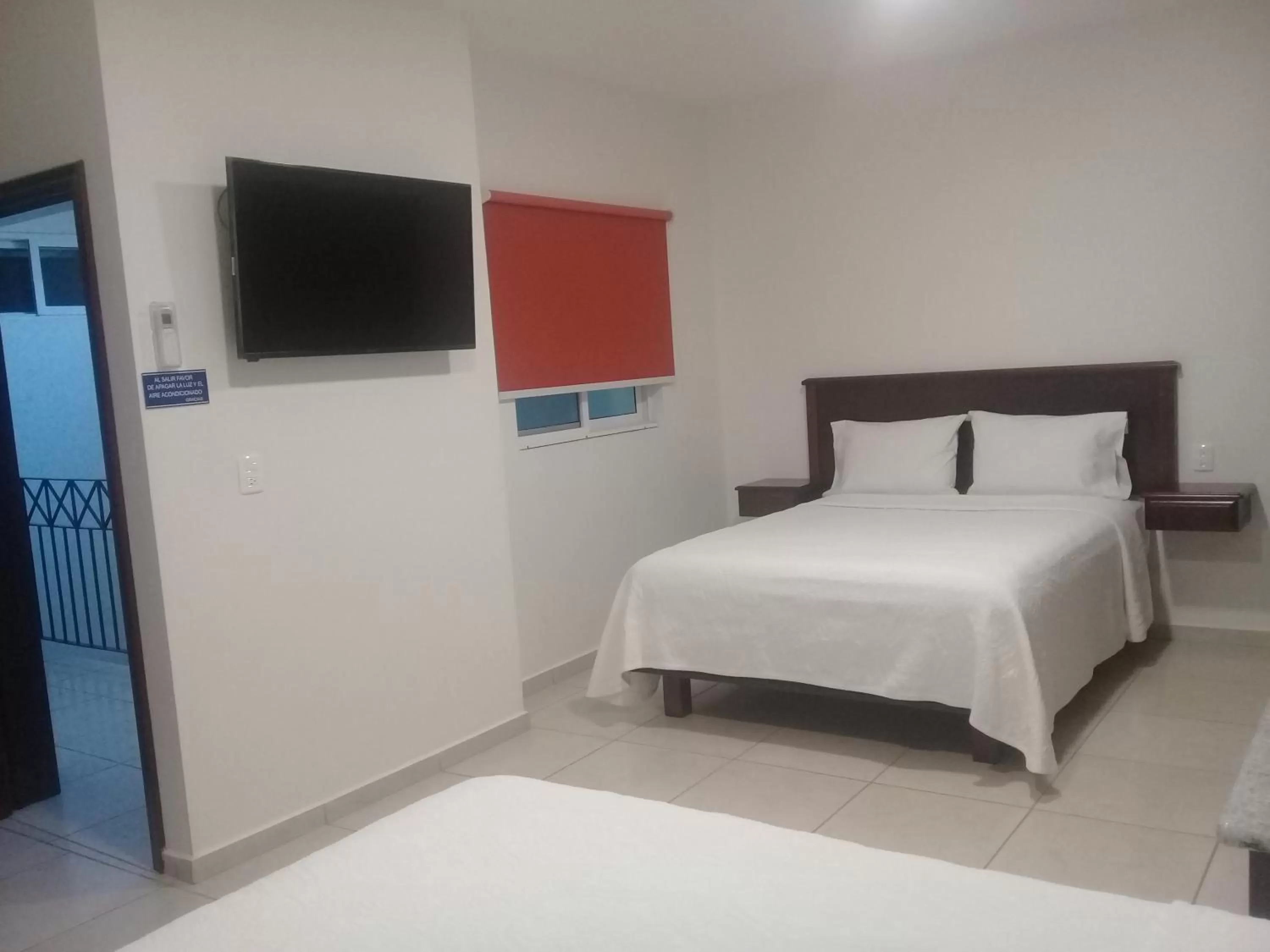 Bed in HOTEL FINA INN