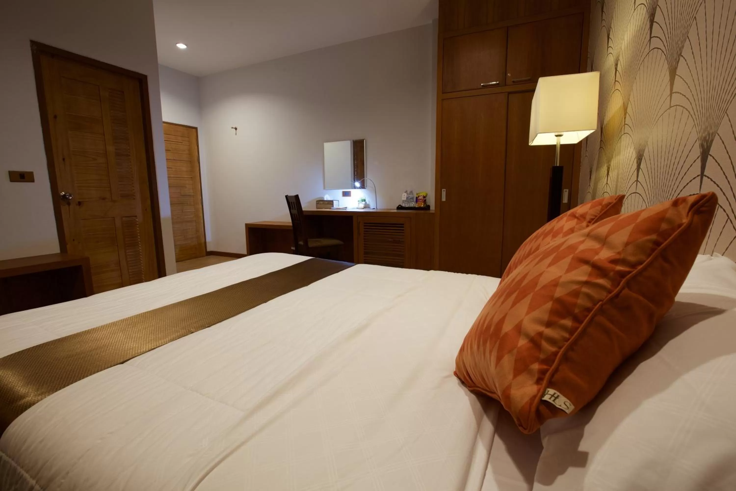 Bed in 777 Food & Bed