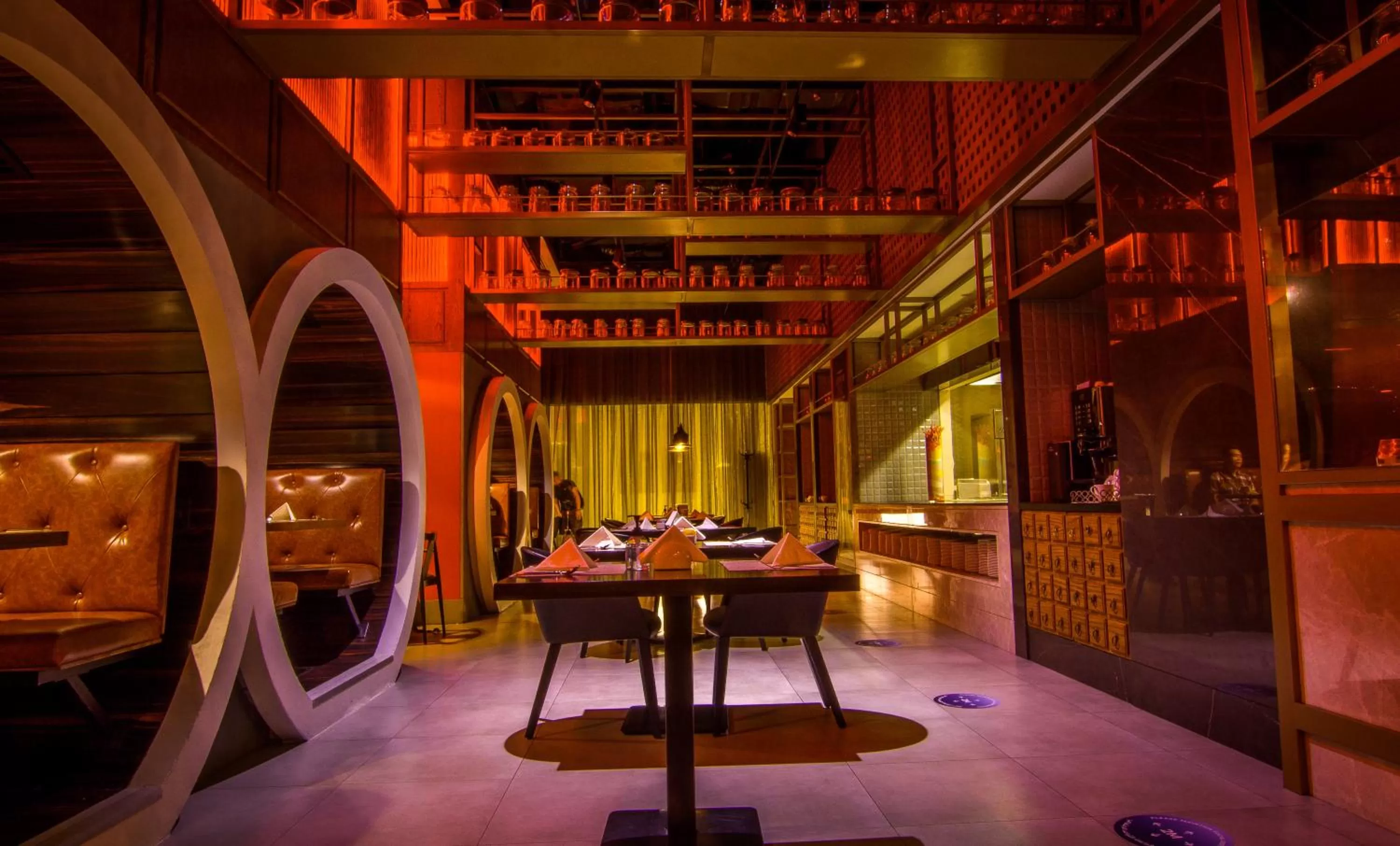 Restaurant/places to eat in ibis Dubai One Central