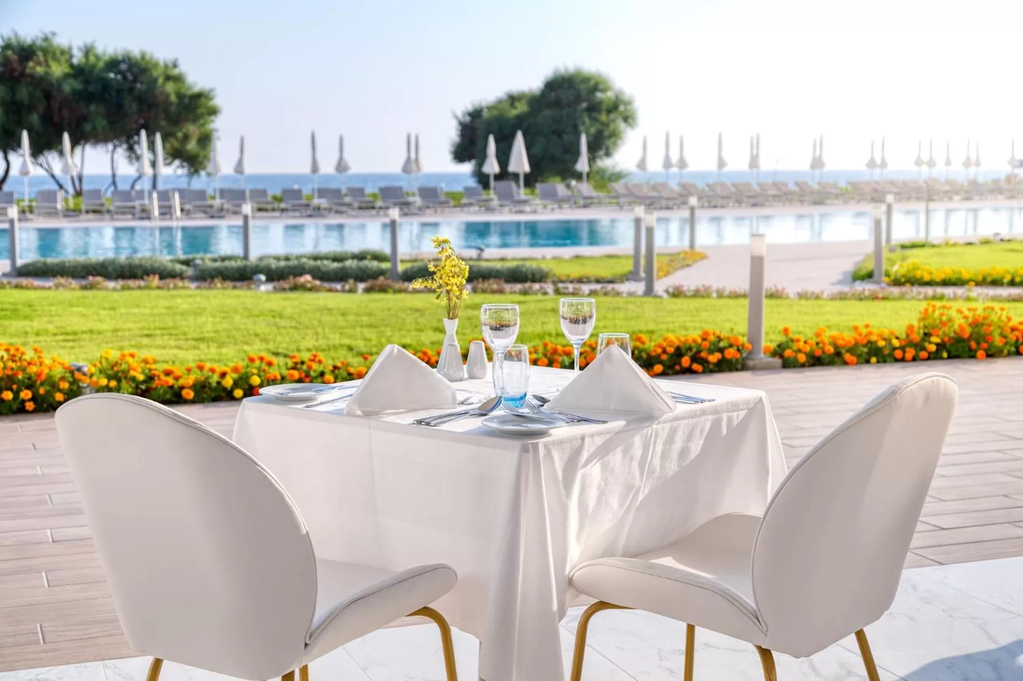 Restaurant/places to eat in Ivi Mare - Designed for Adults by Louis Hotels