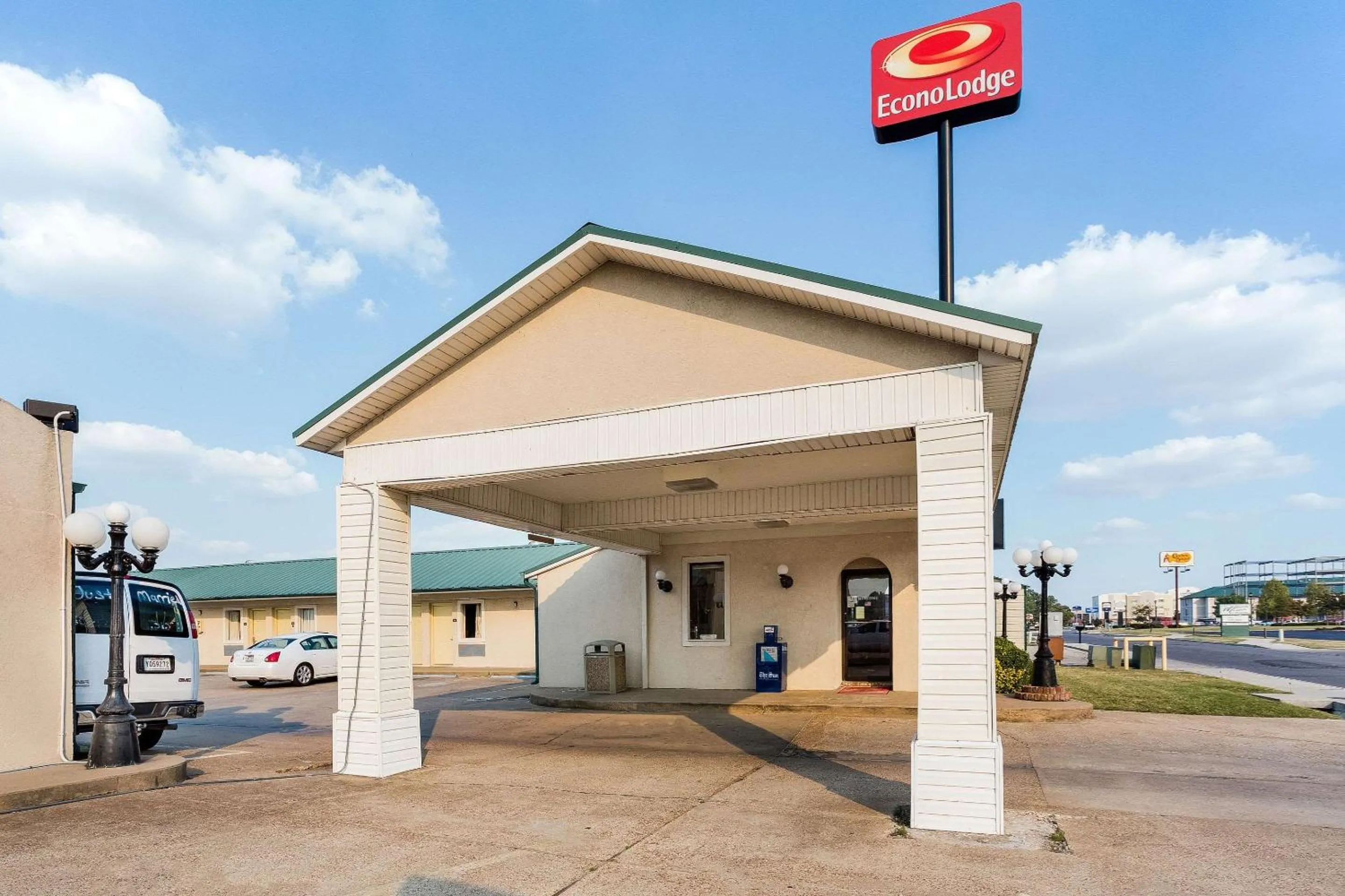 Property building in Econo Lodge Jonesboro