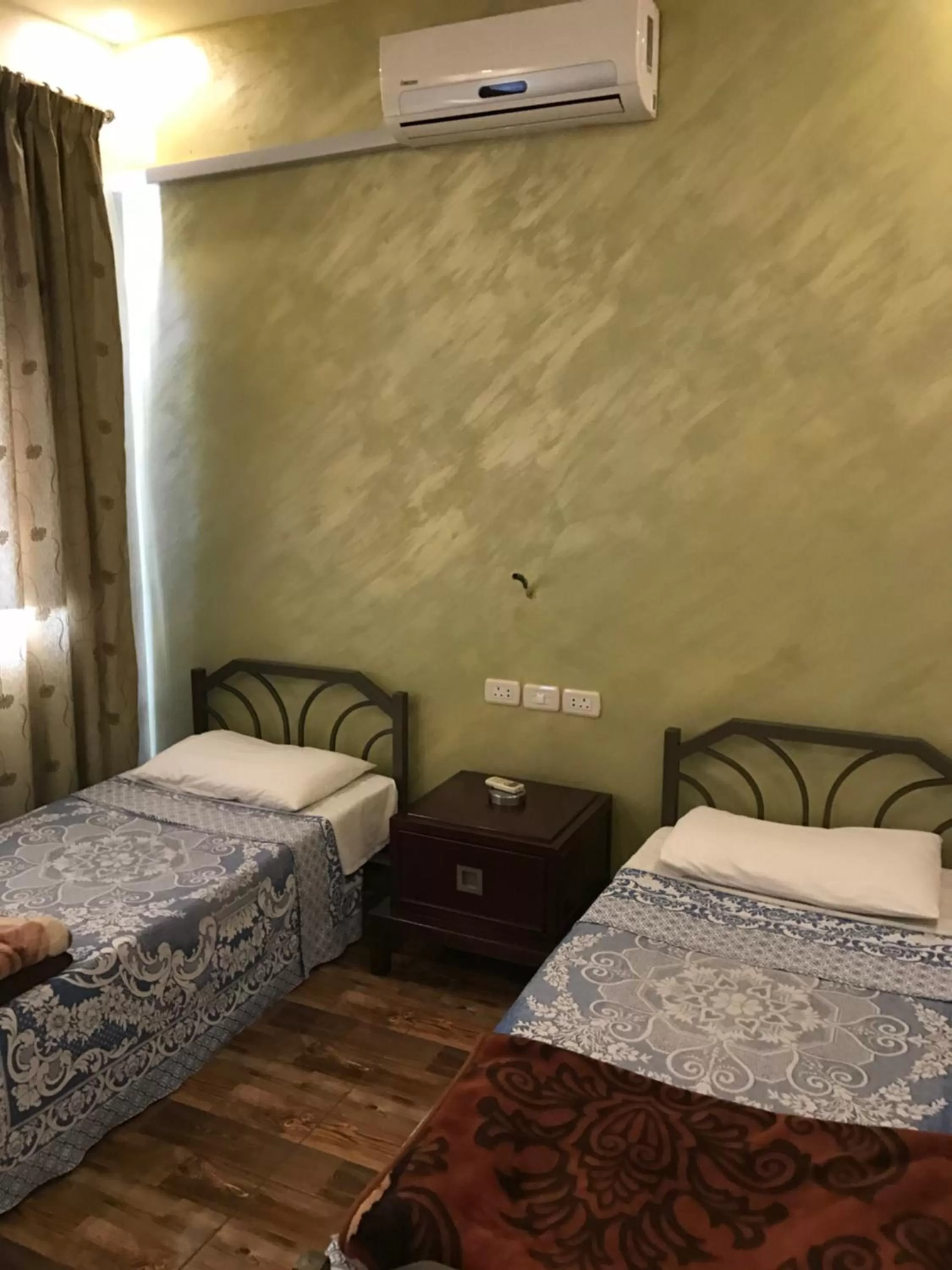 Sun Rise Hotel & Hostel & Tours