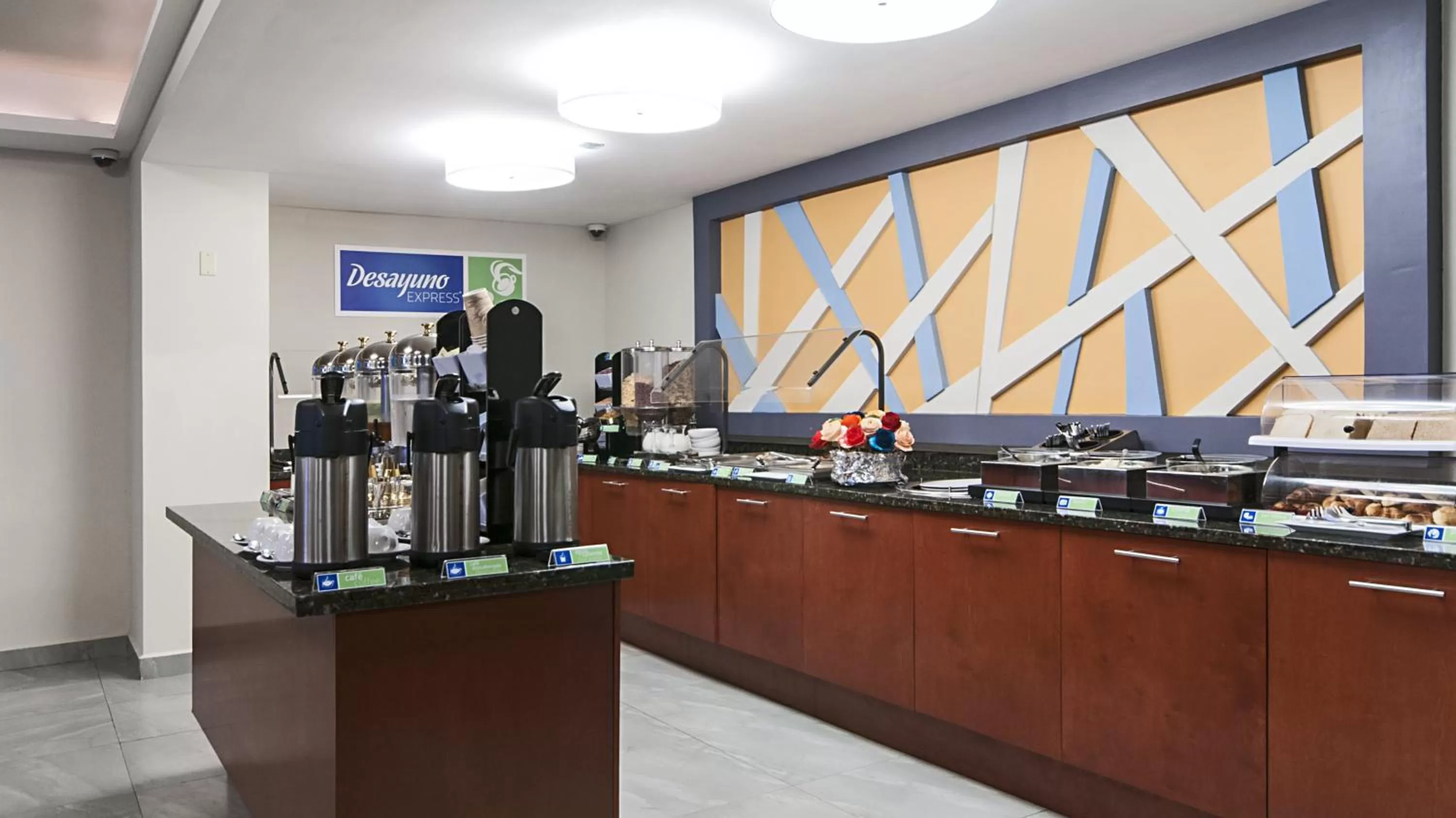 Breakfast in Holiday Inn Express Cabo San Lucas by IHG