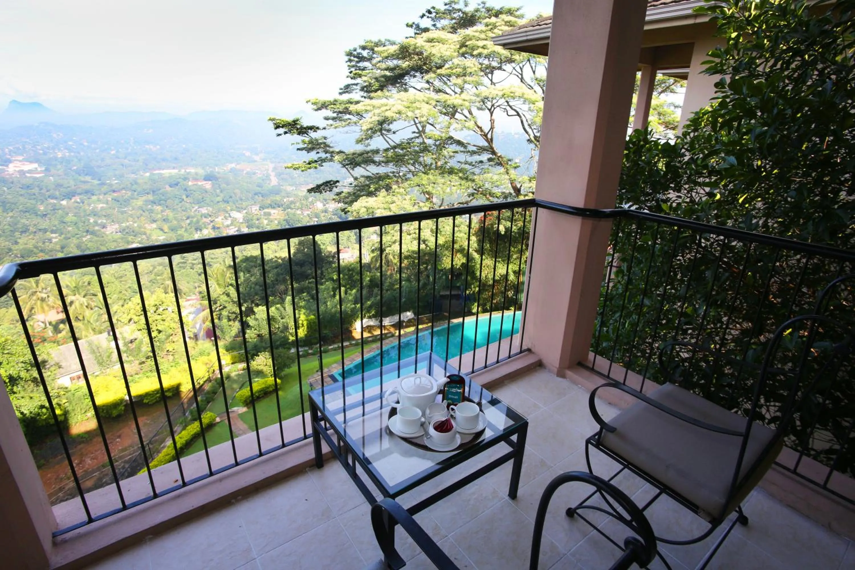 Balcony/Terrace in Randholee Resort & Spa