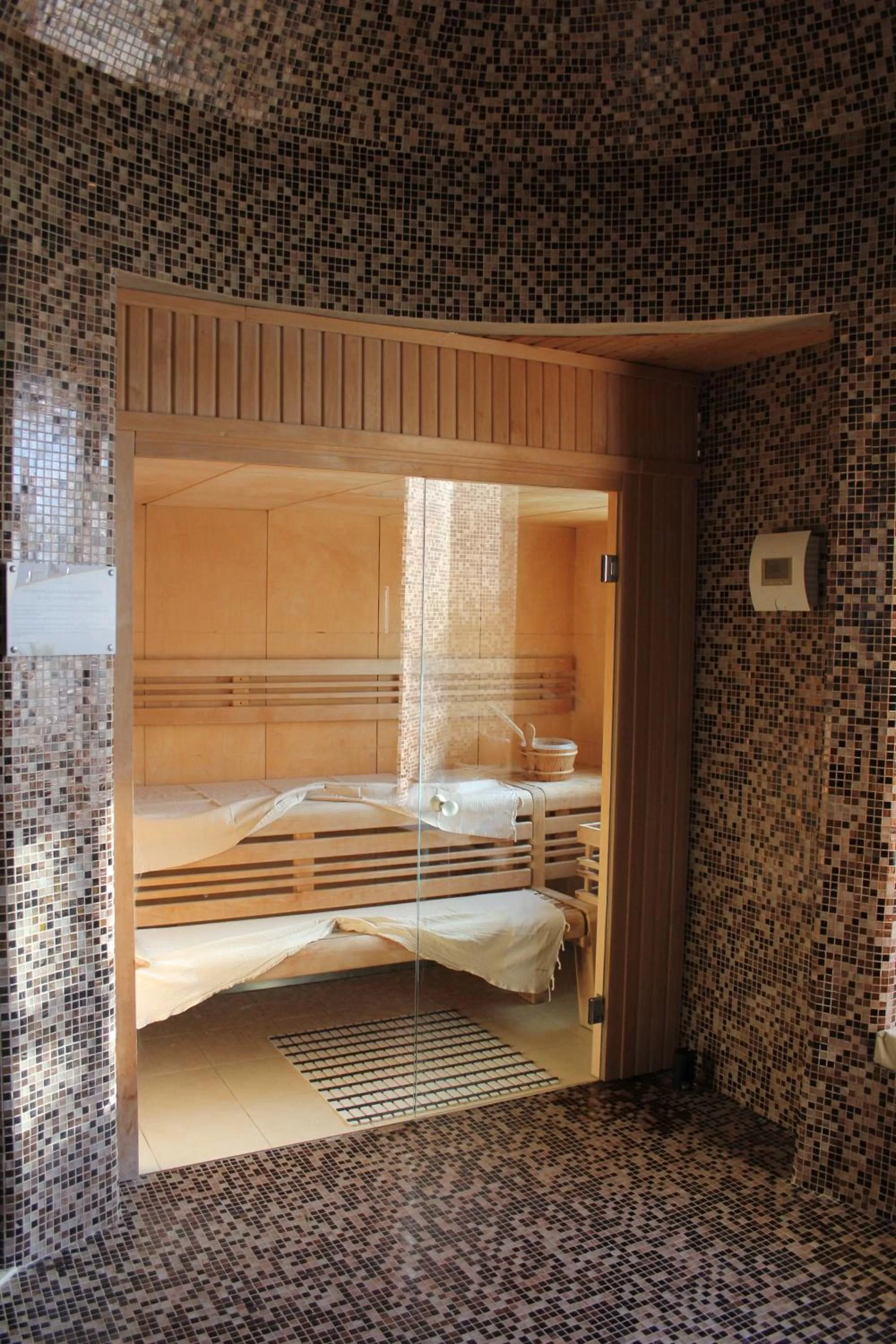 Bed in Royal Thalassa Monastir