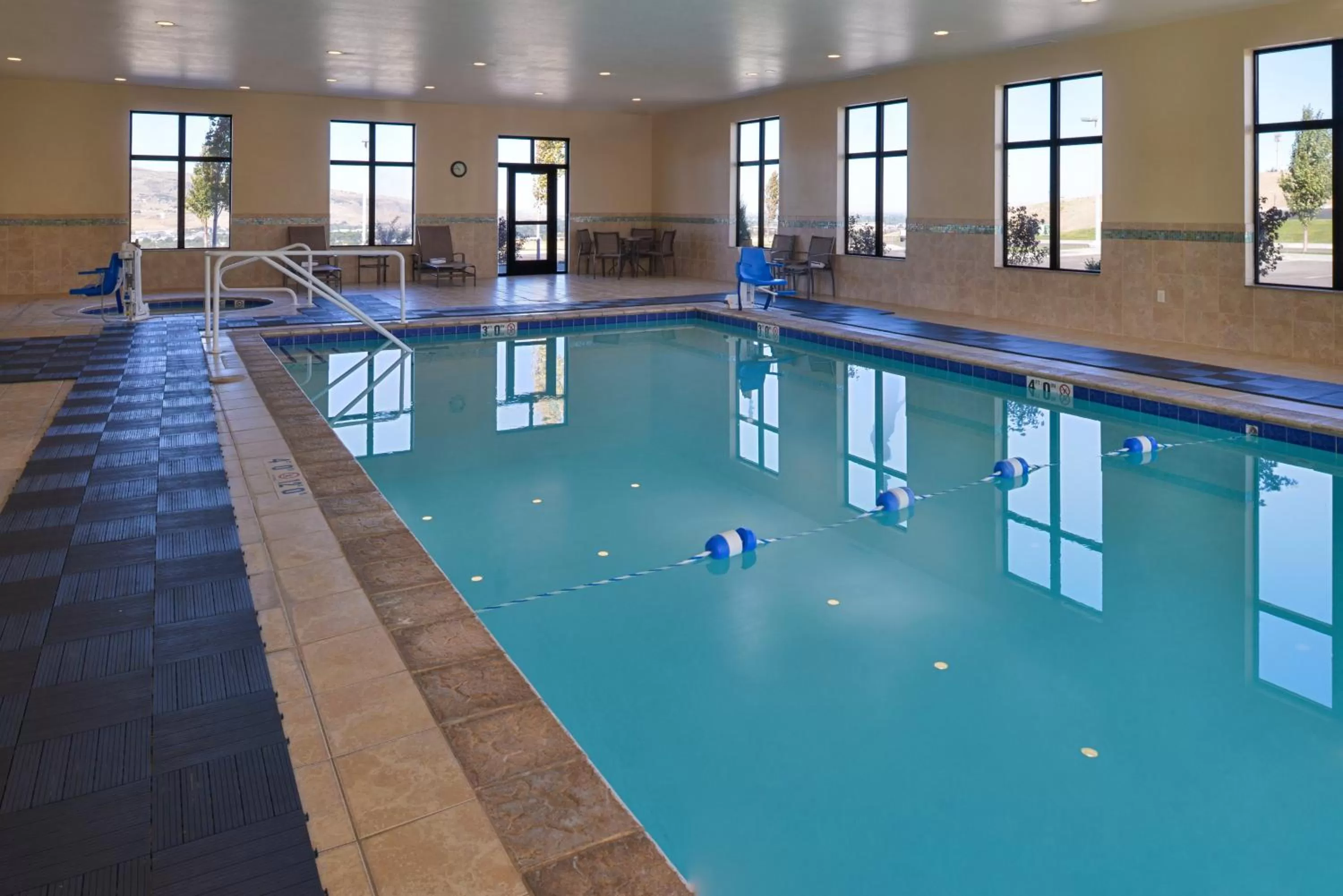 Swimming pool in Holiday Inn Express Pocatello by IHG