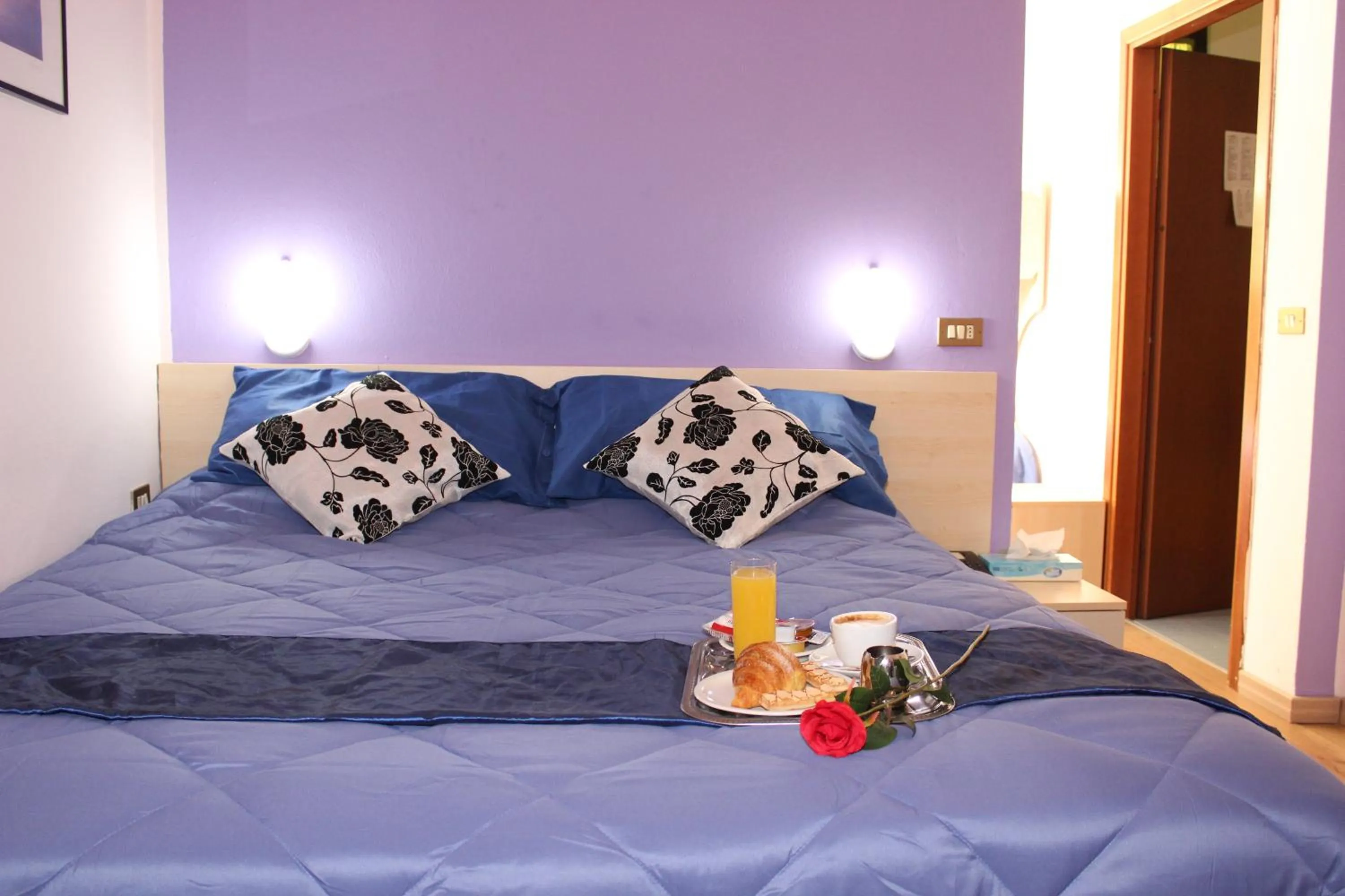 Photo of the whole room, Bed in Hotel Europa