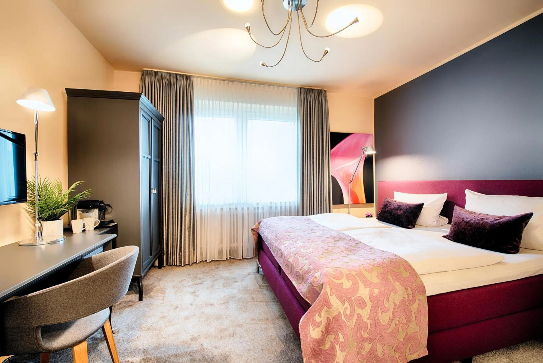 Photo of the whole room, Bed in Hotel Fürst Garden