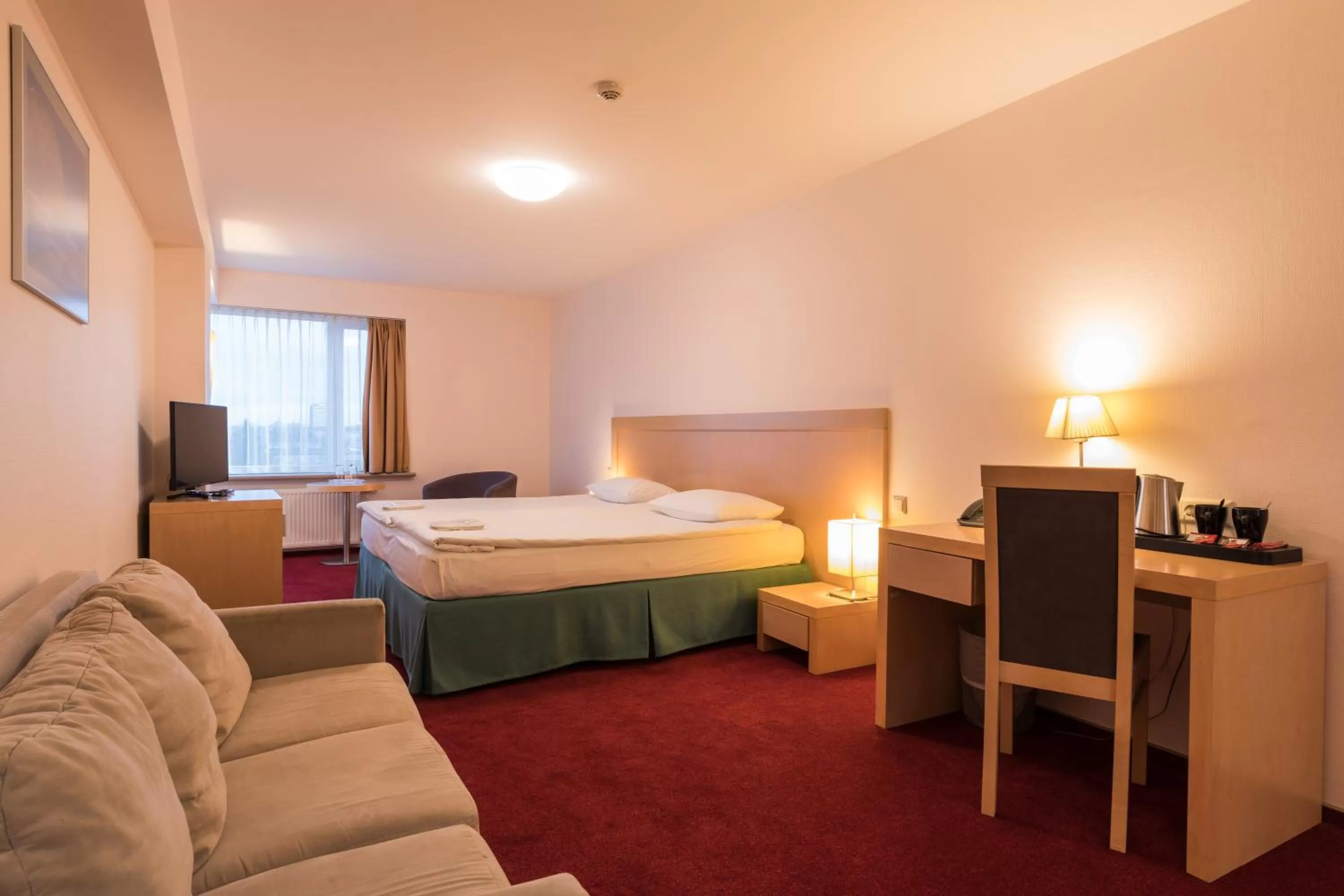 Bedroom, Bed in Riga Islande Hotel with FREE Parking
