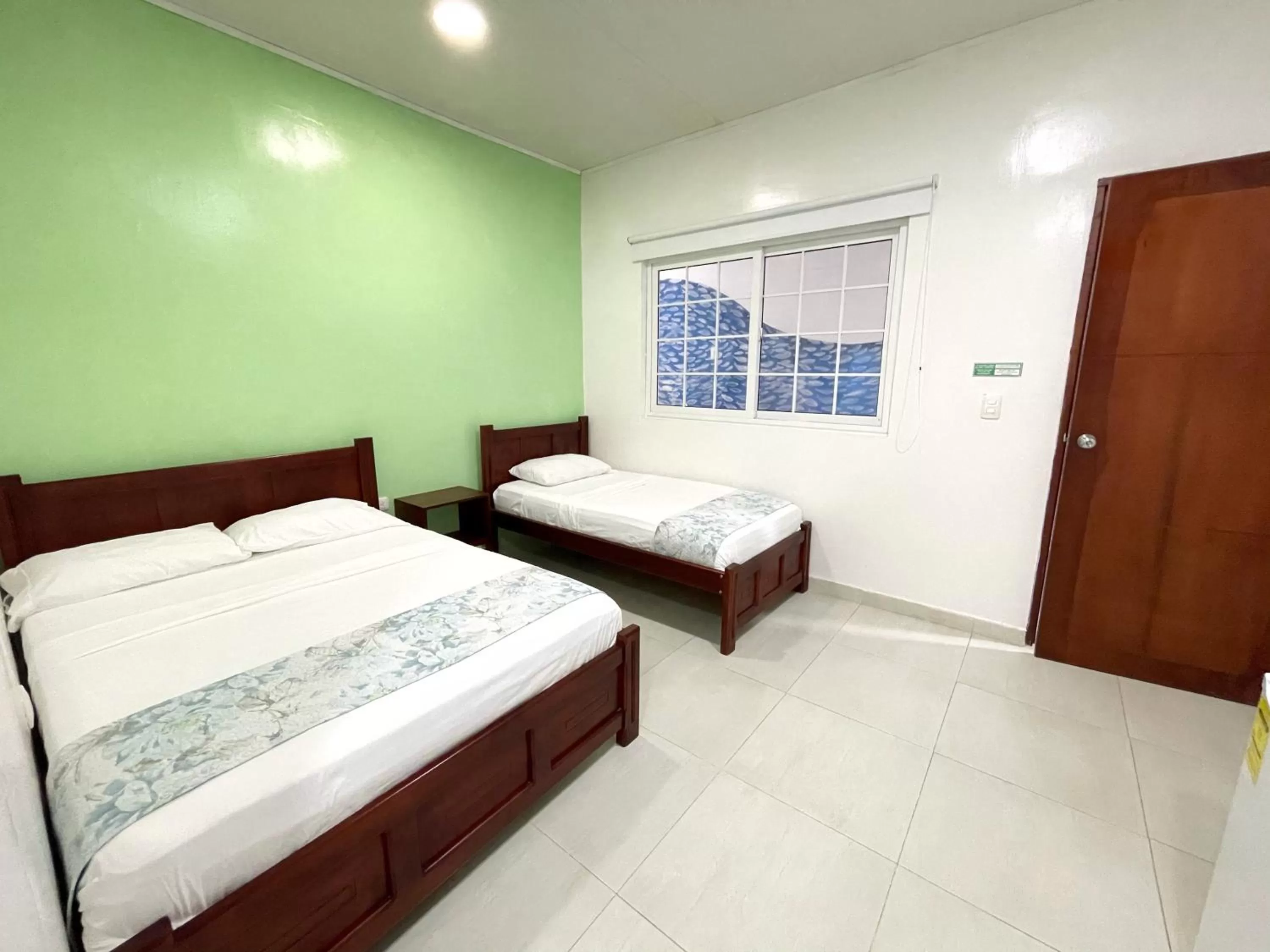 Bedroom, Bed in Apartahotel Caribe Diez