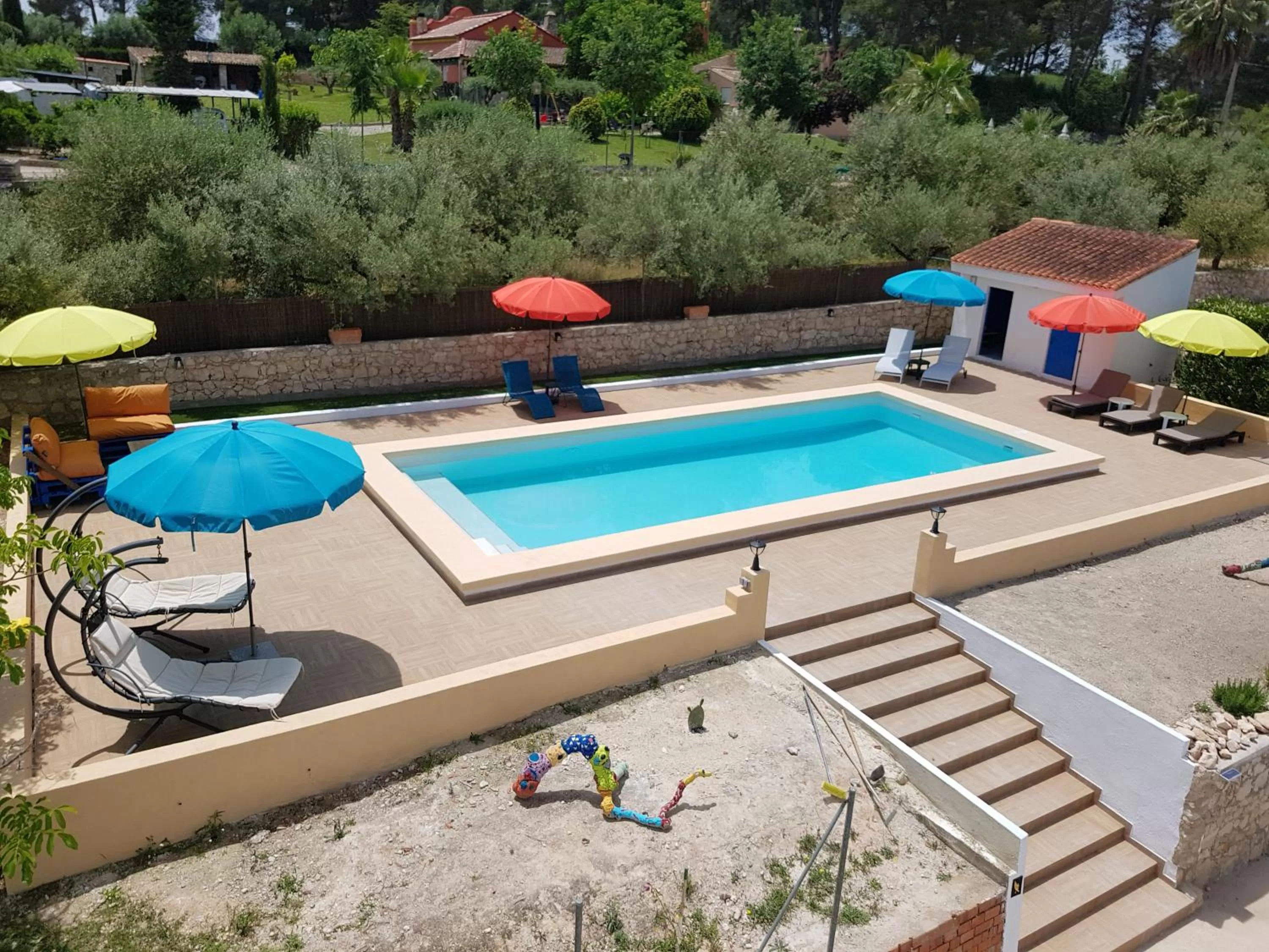 Swimming pool in Finca La Higuera - Boutique B&B