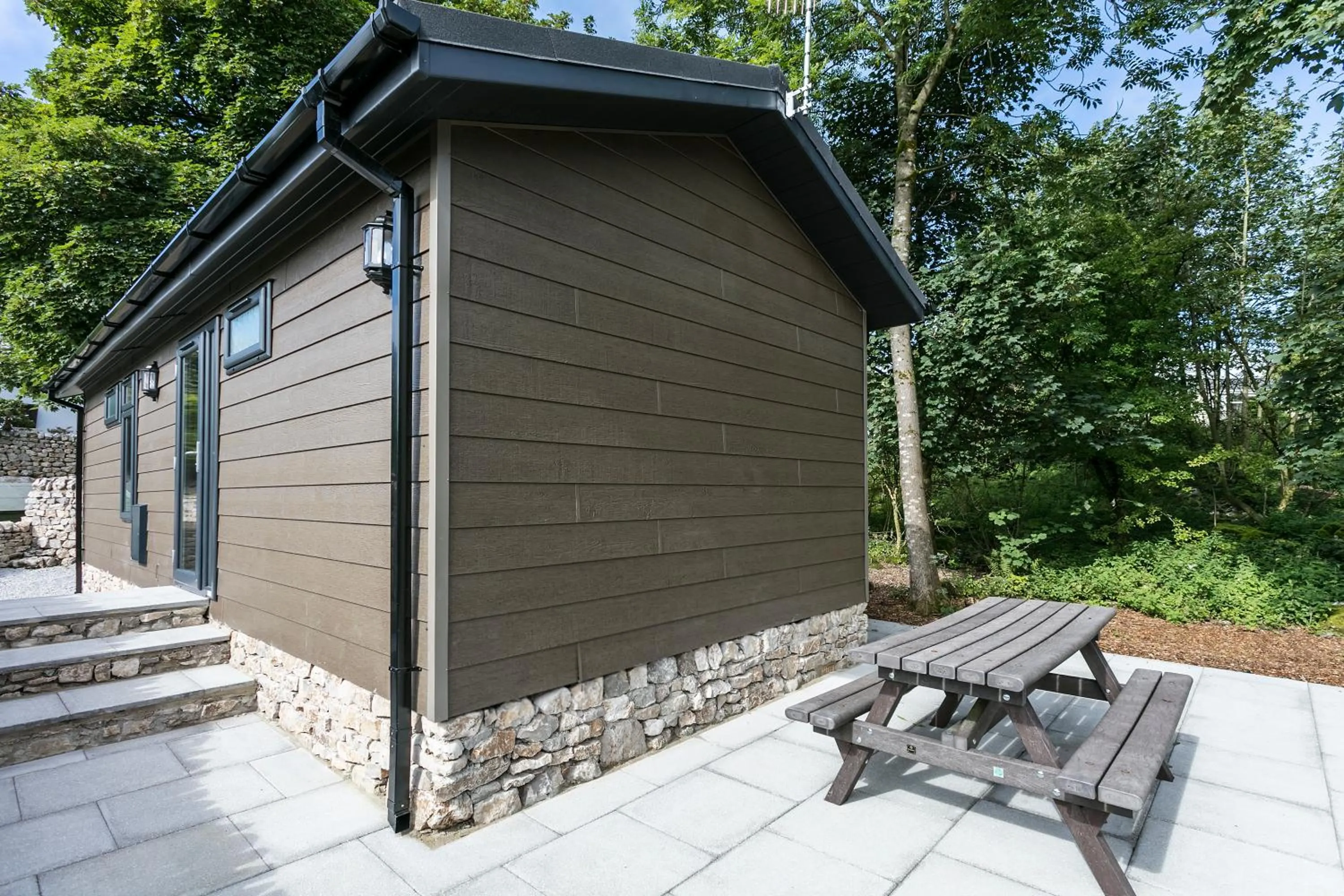 Patio in The Gamekeeper's Inn