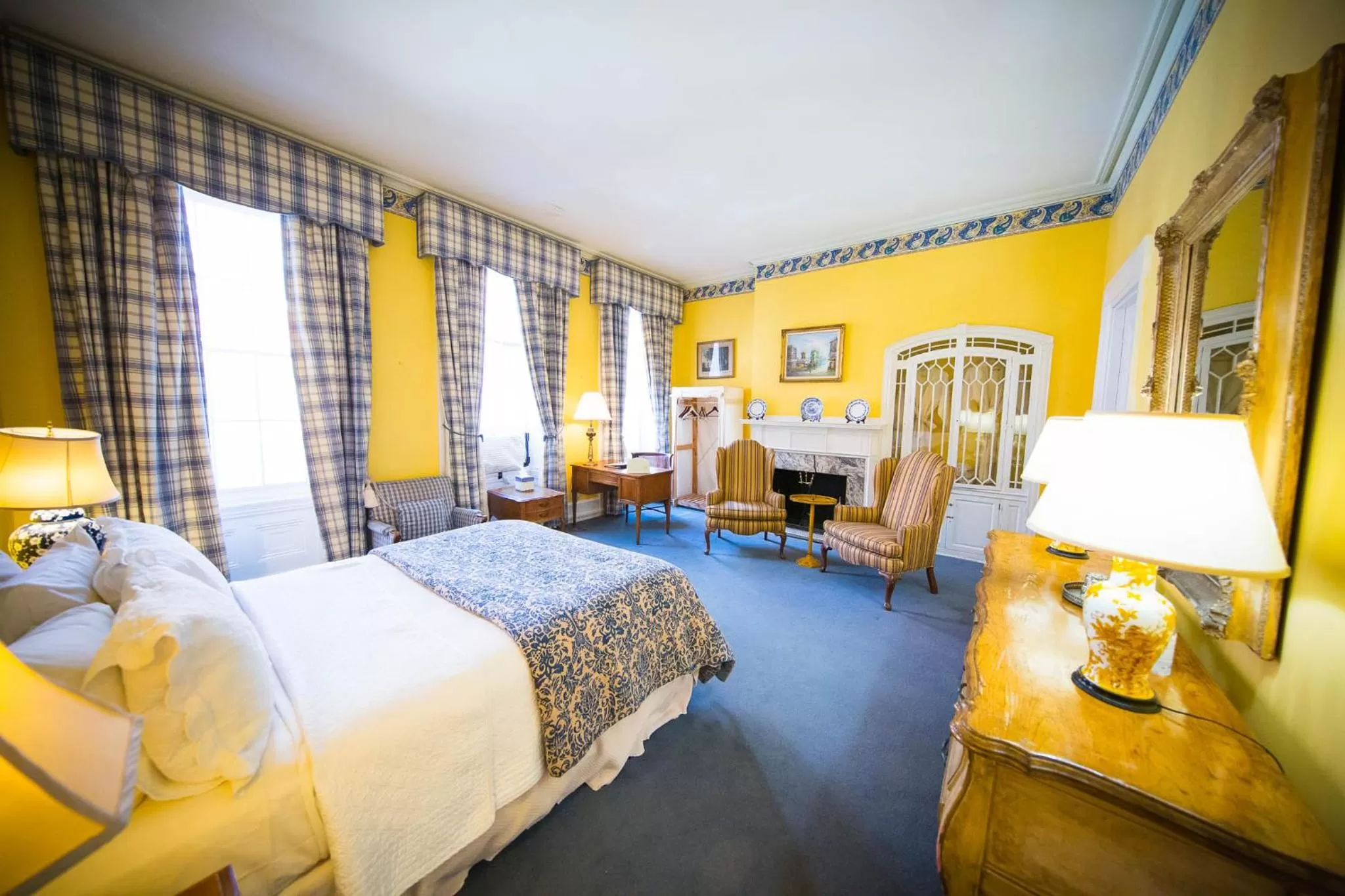 Photo of the whole room, Bed in La Reserve Bed and Breakfast