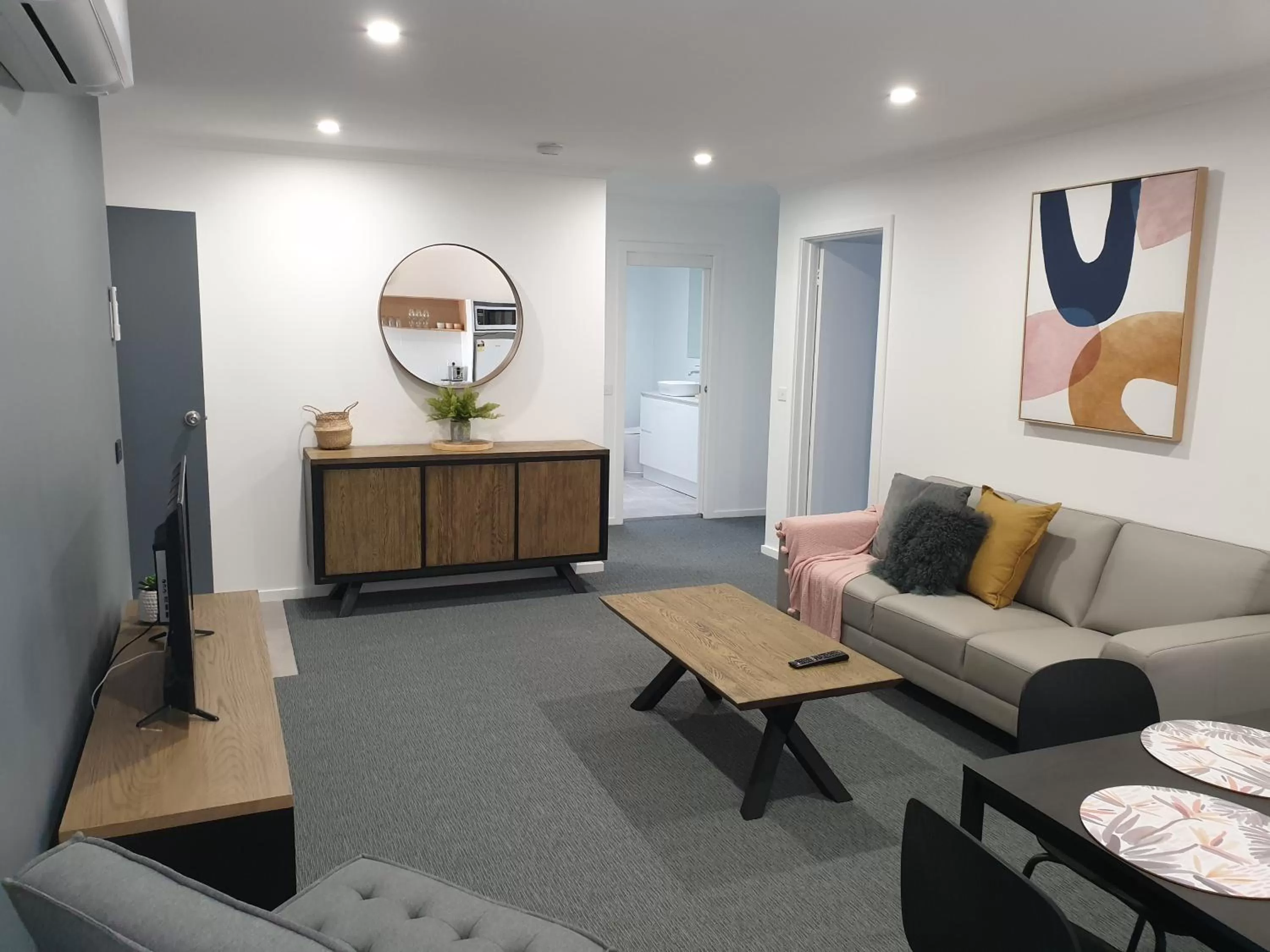 Seating area in Twofold Bay Motor Inn