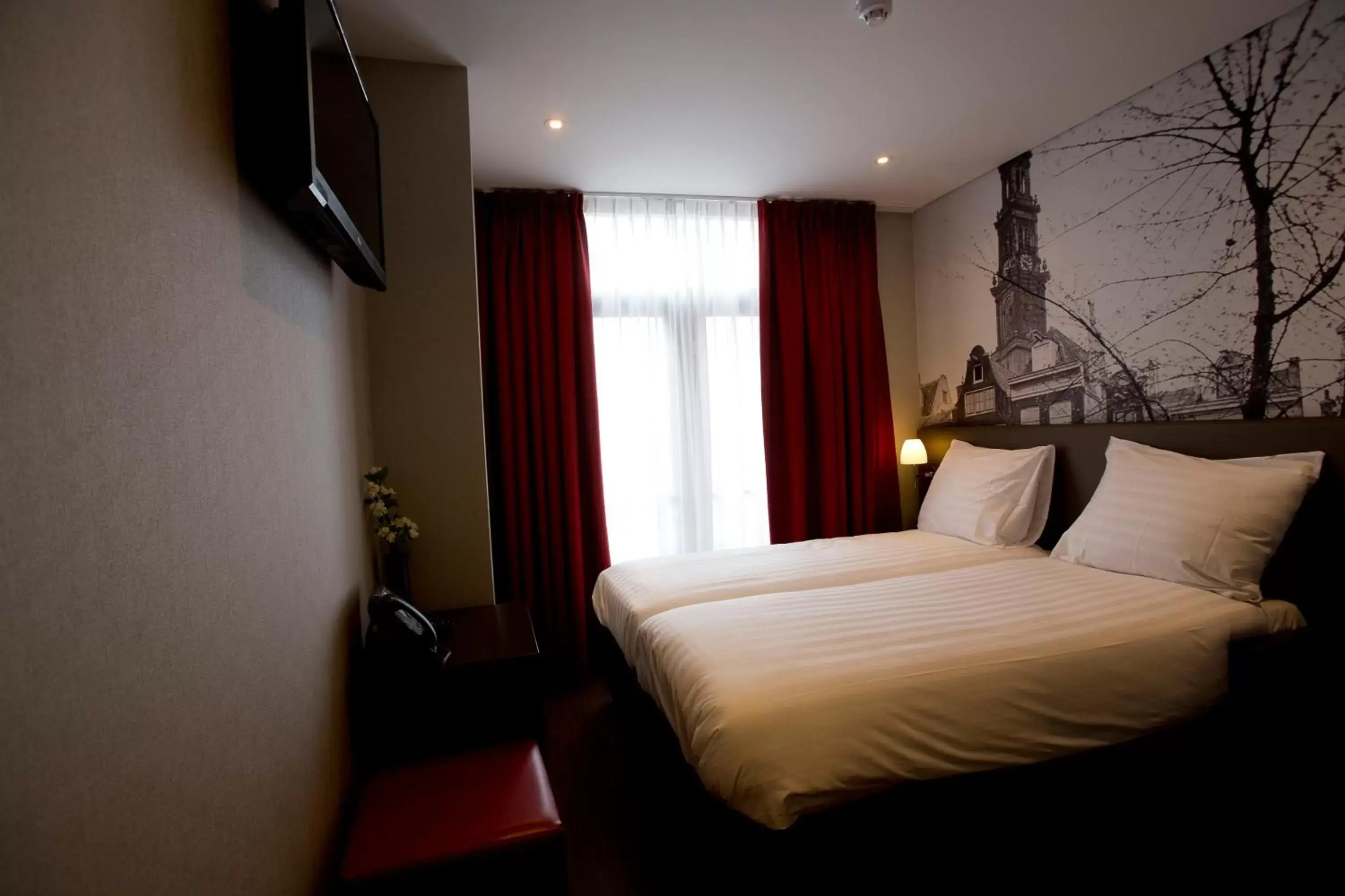 Superior Twin/Double Room in Royal Amsterdam Hotel Superior Twin/Double Room in Royal Amsterdam Hotel