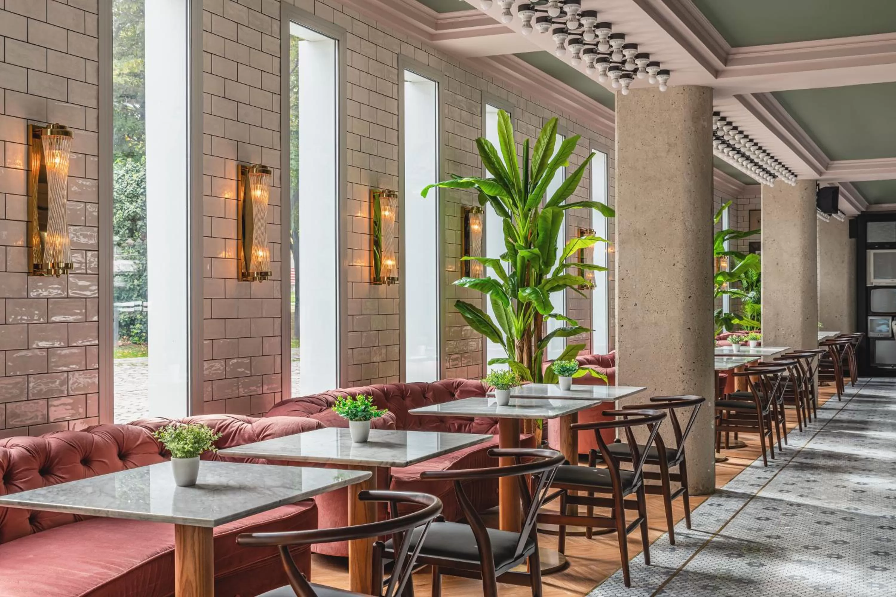 Restaurant/places to eat in The ReMIX Hotel