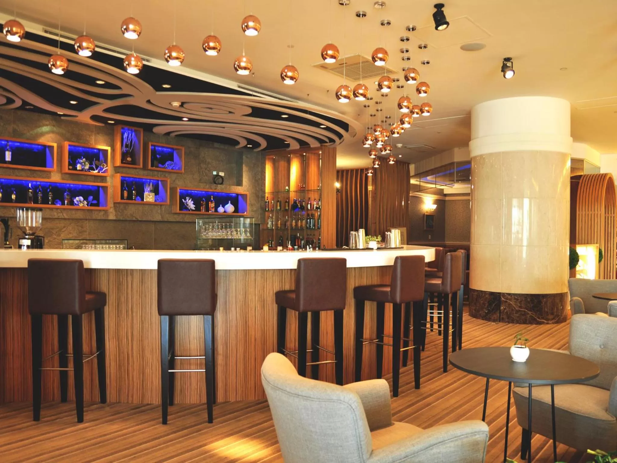 Lounge or bar in Evergreen Plaza Hotel - Tainan