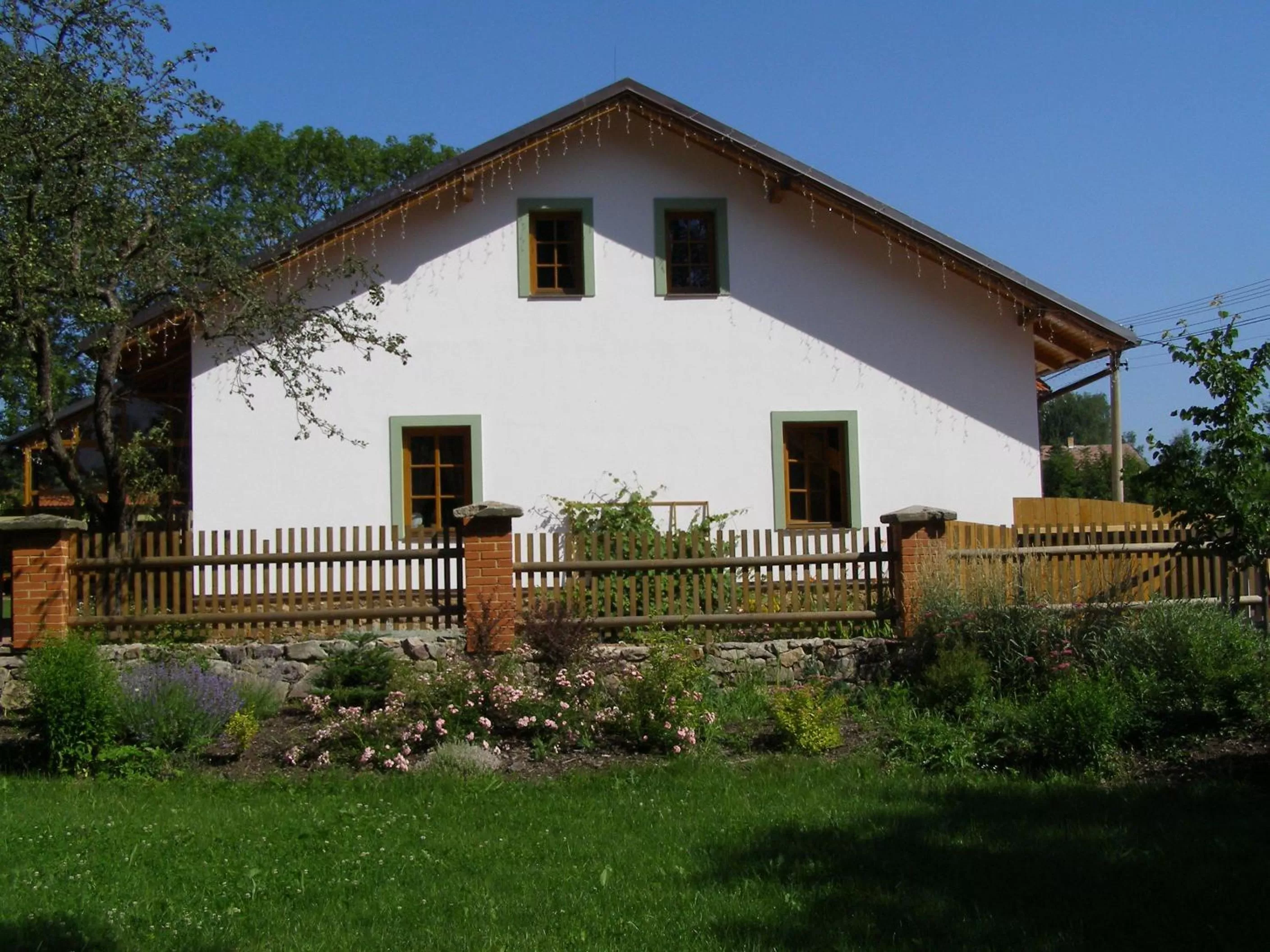 Facade/entrance in Hotel Na Statku Mirošov