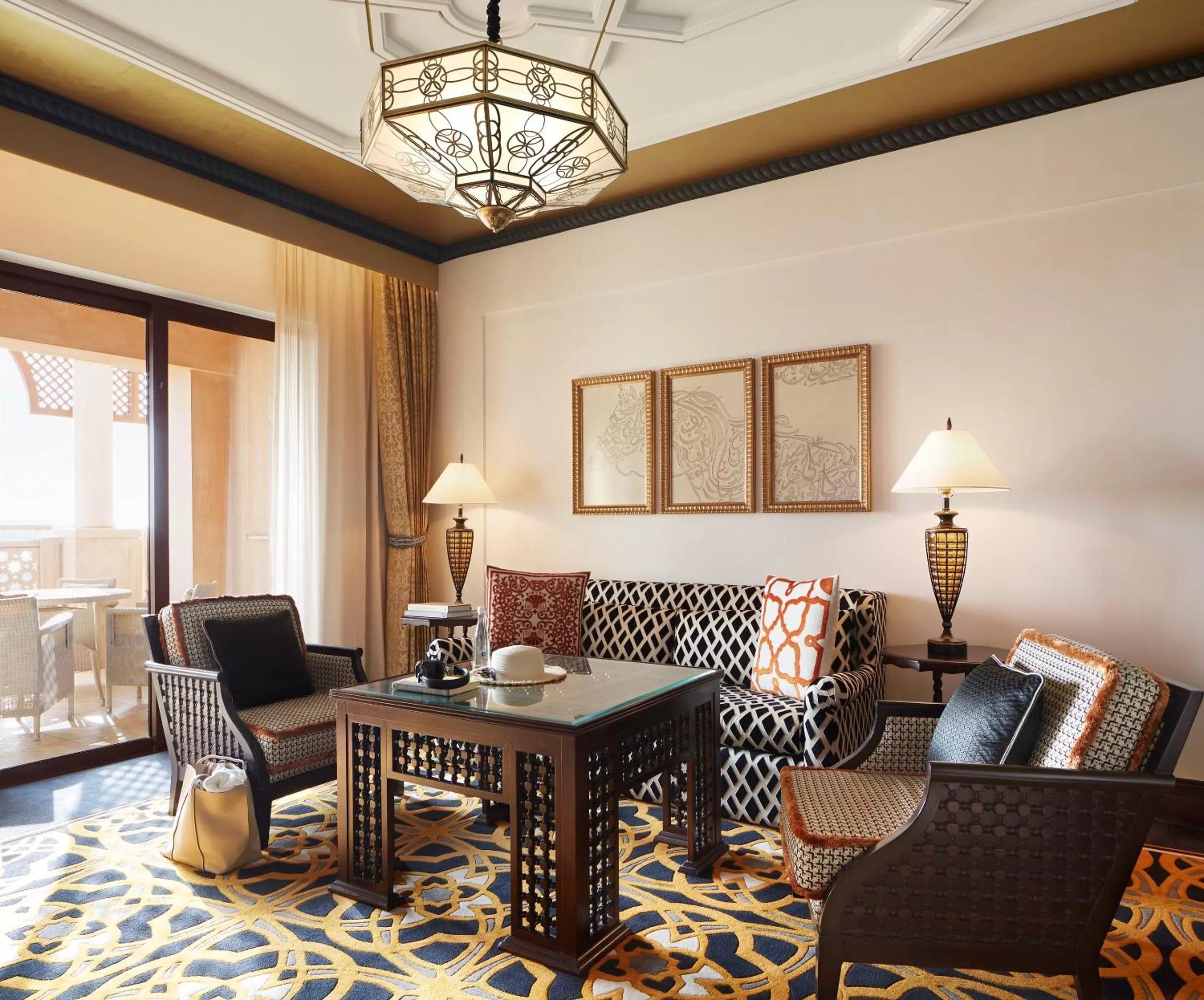 Living room in Jumeirah Al Qasr Dubai