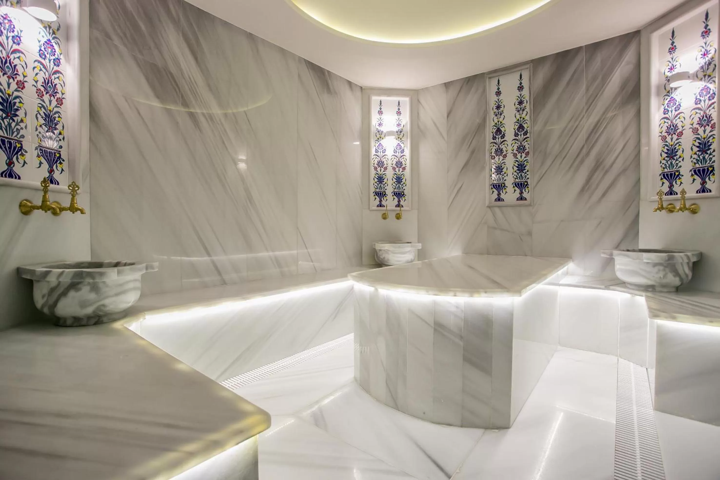 Bathroom, Banquet Facilities in Beyzas Hotels & Suites