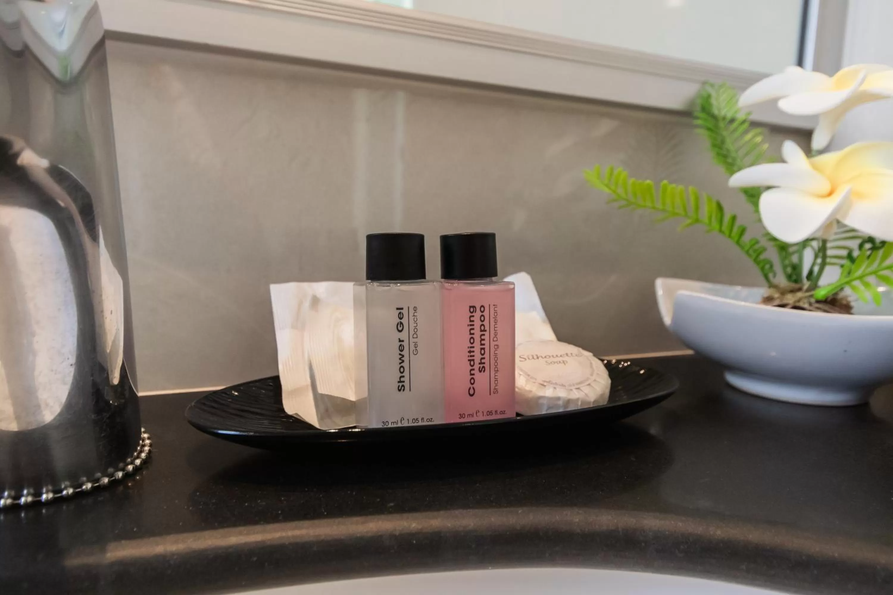 Toilet in United Residence Ekamai Bangkok