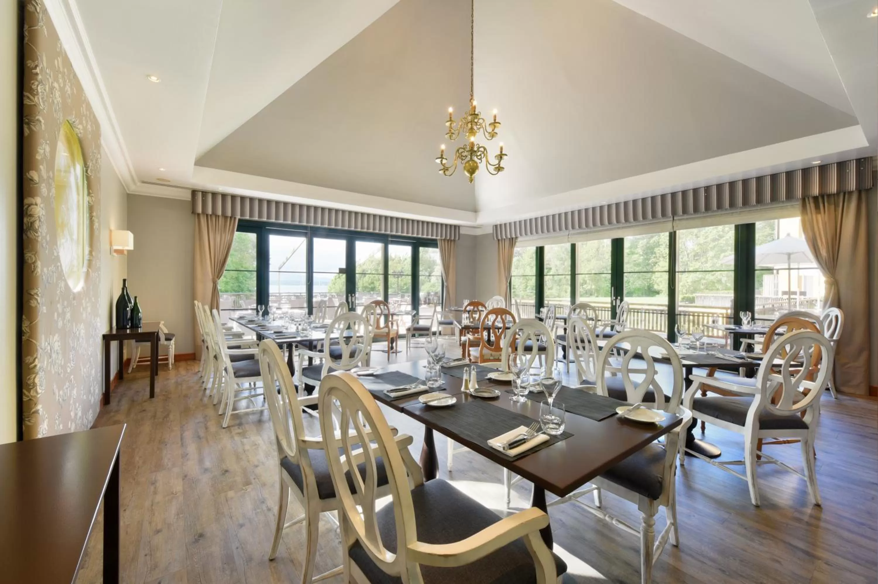 Restaurant/places to eat in Hotel La Barcarolle