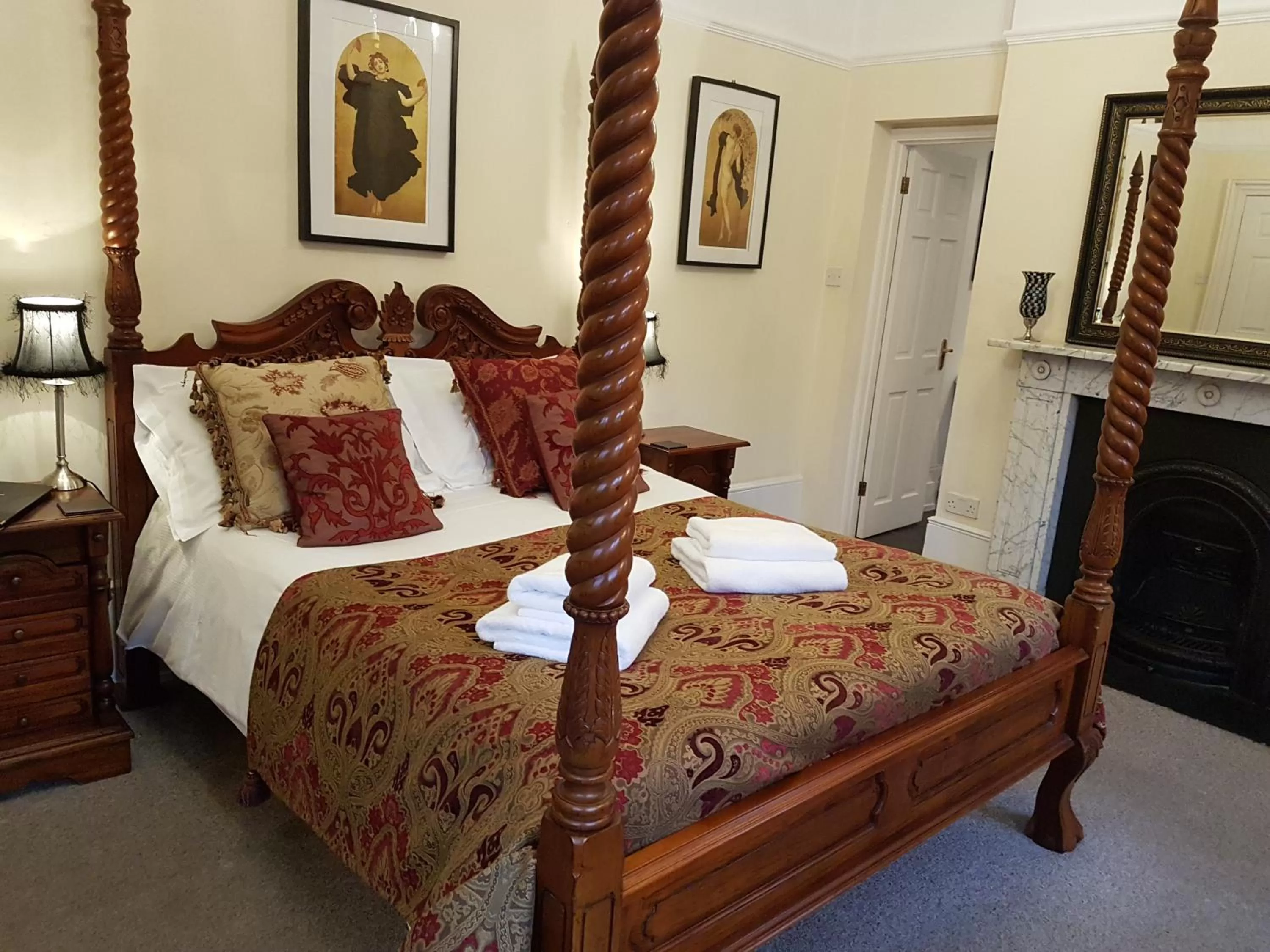 Bedroom, Bed in Gothic House