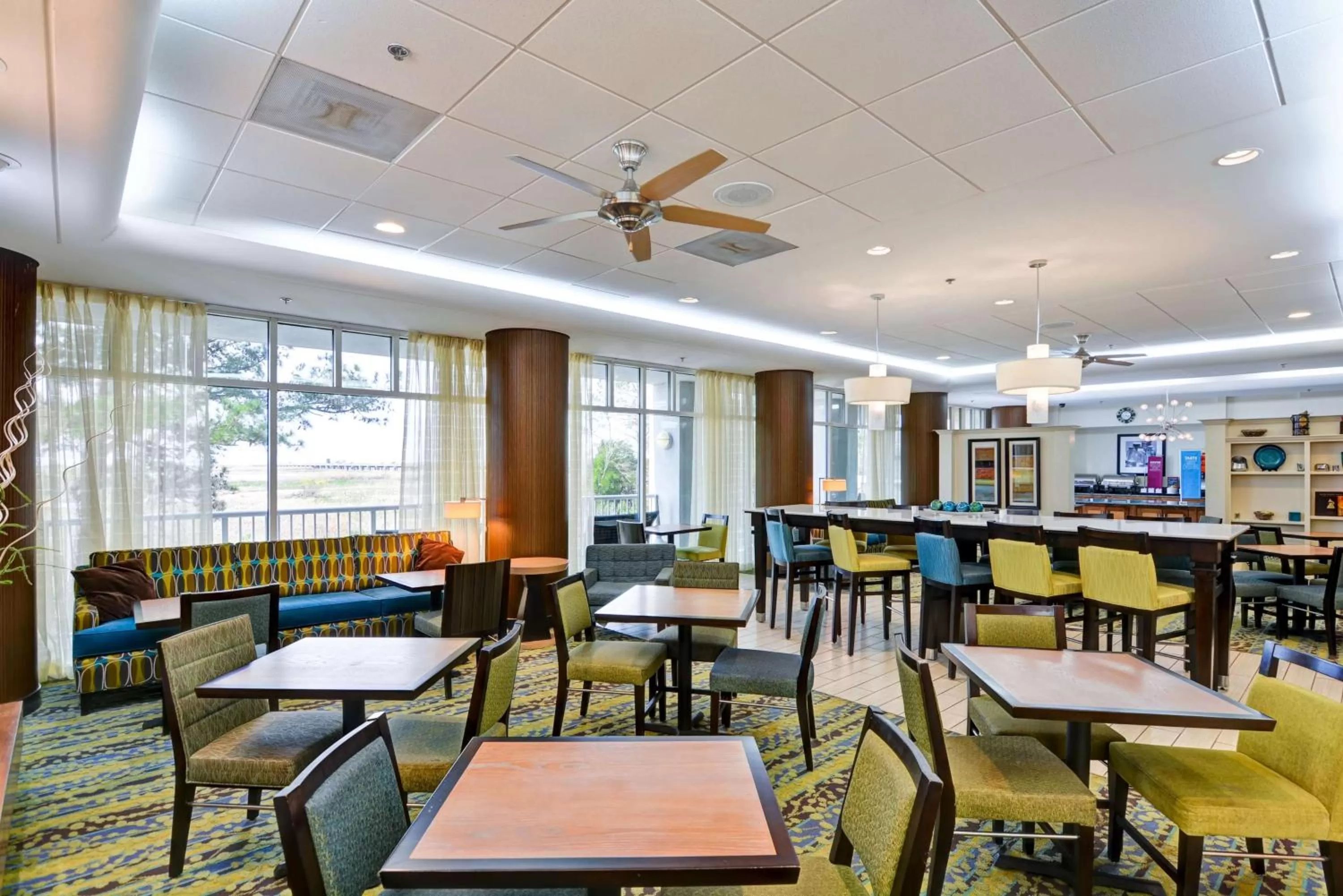 Restaurant/places to eat in Hampton Inn Mobile/East Bay