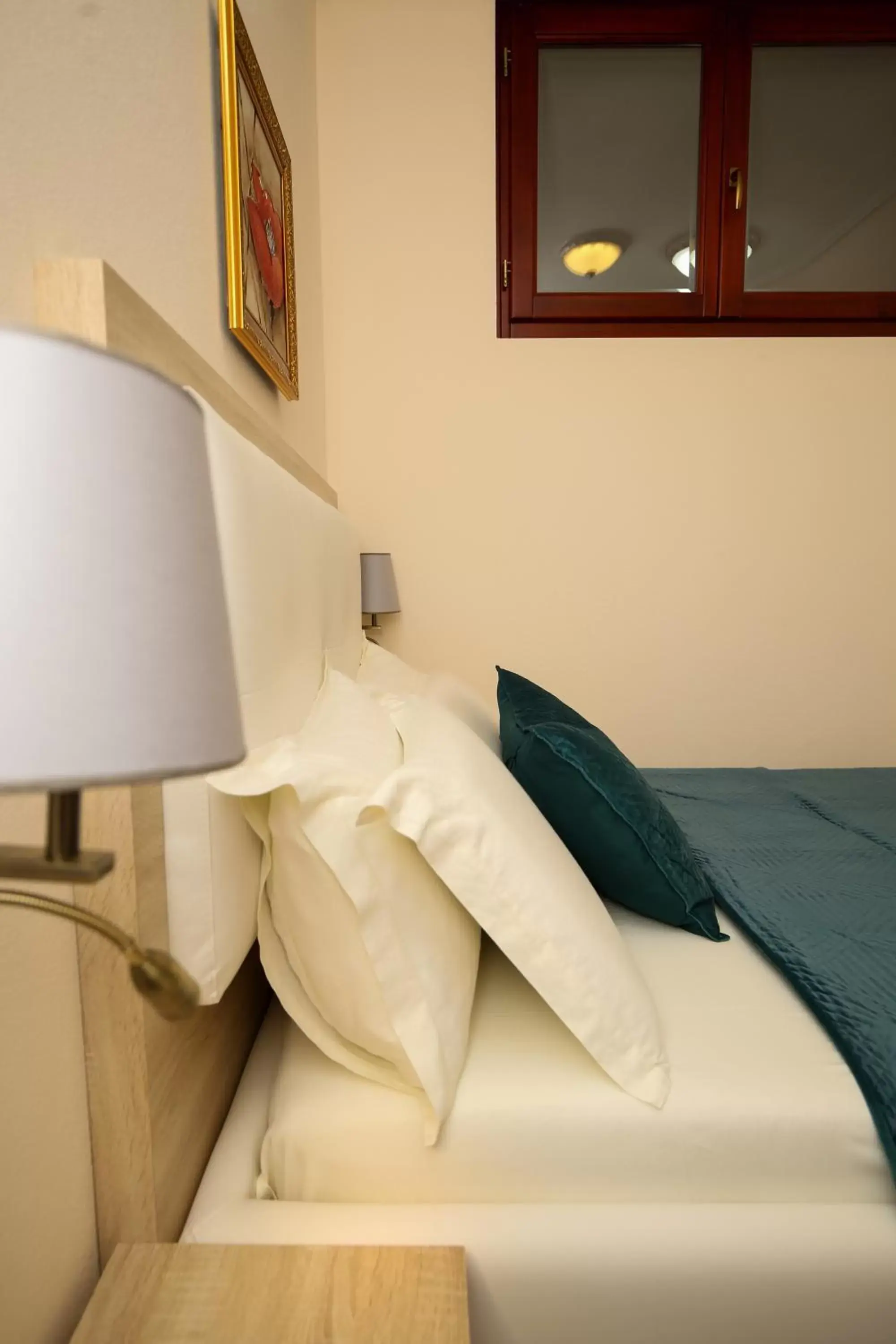 Family Room with Balcony in Hotel Rolex Family Room with Balcony in Hotel Rolex