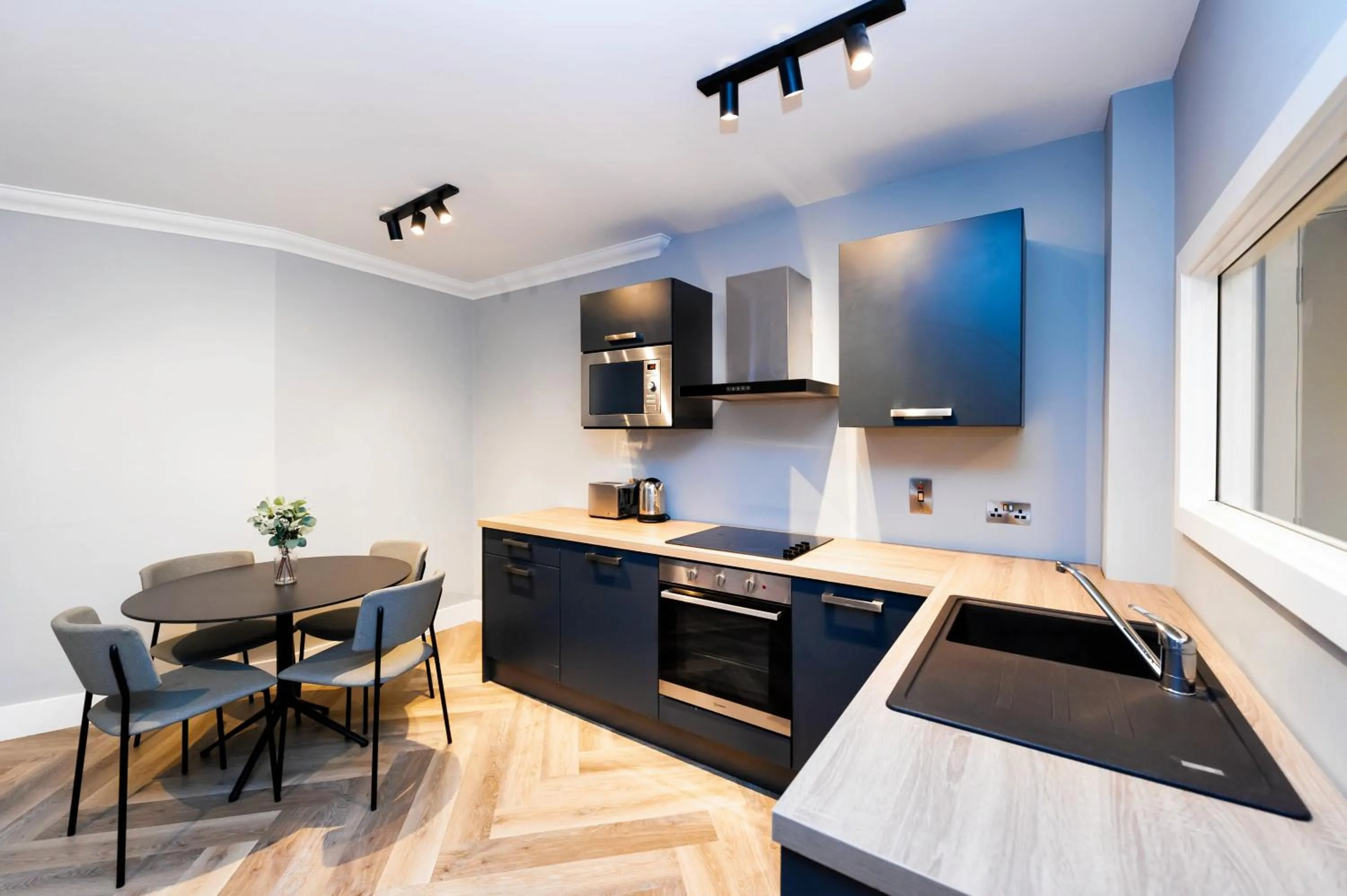 Kitchen or kitchenette in Staycity Aparthotels, Dublin, Christchurch