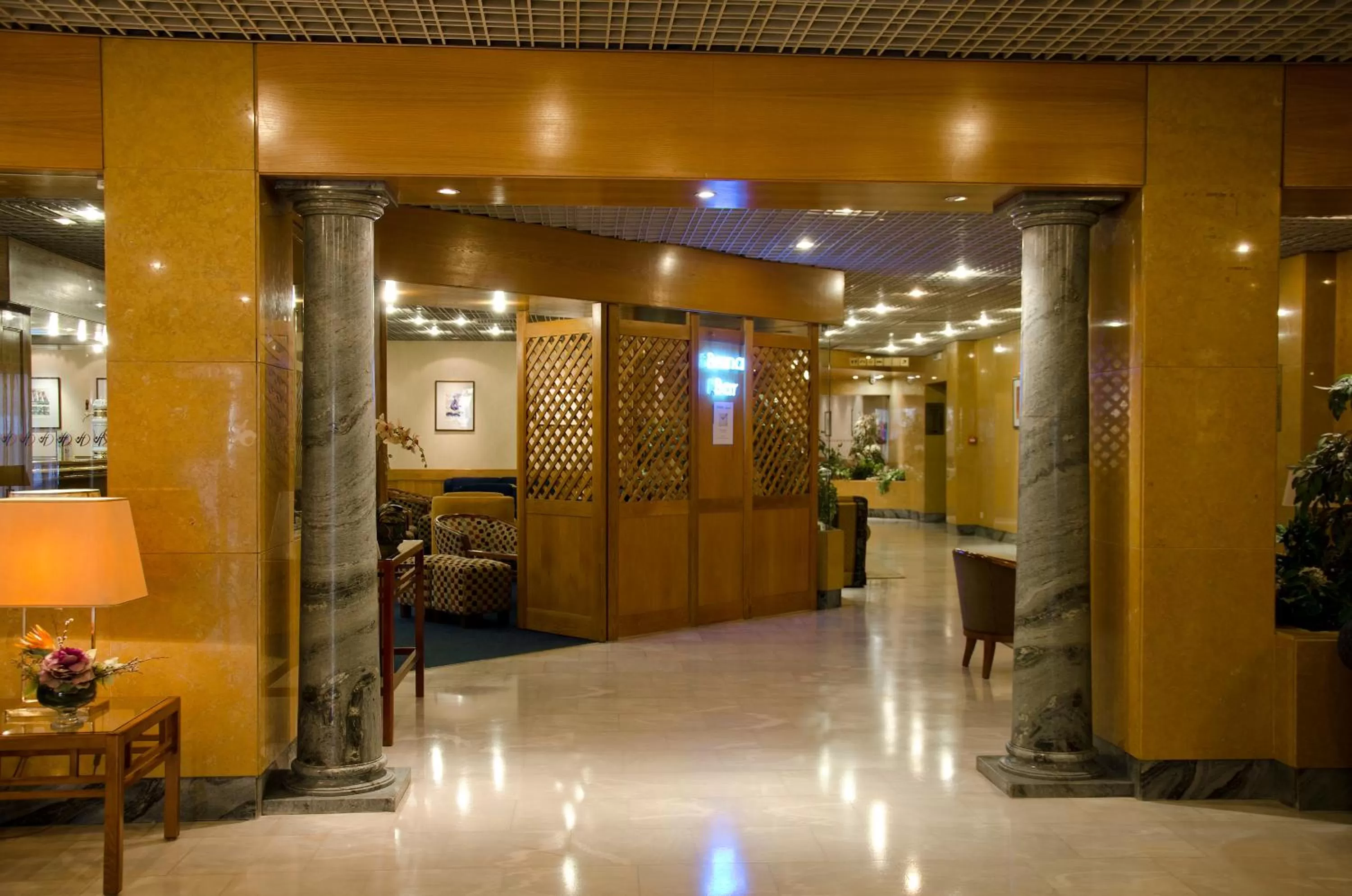 Lobby or reception in VIP Inn Berna Hotel