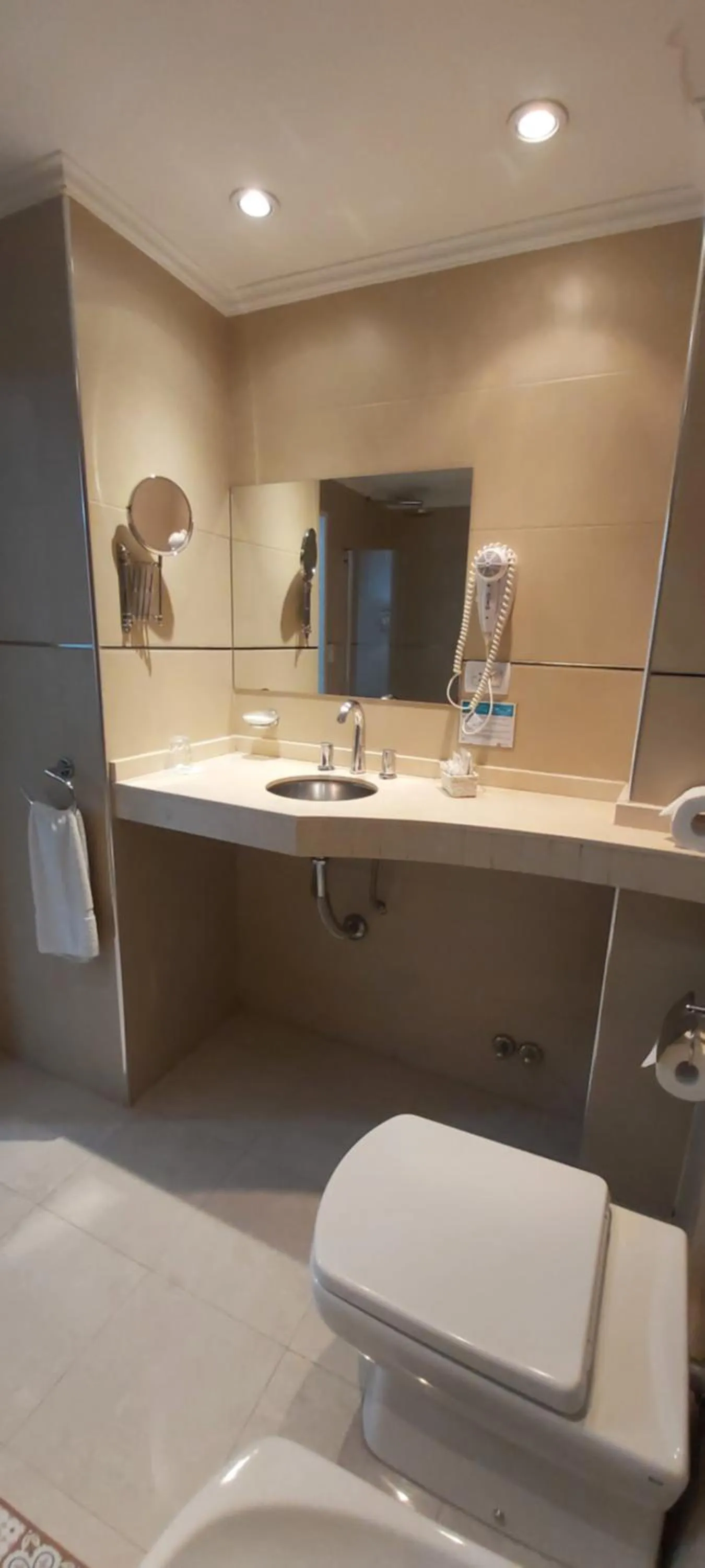 Bathroom in Hotel UTHGRA de las Luces