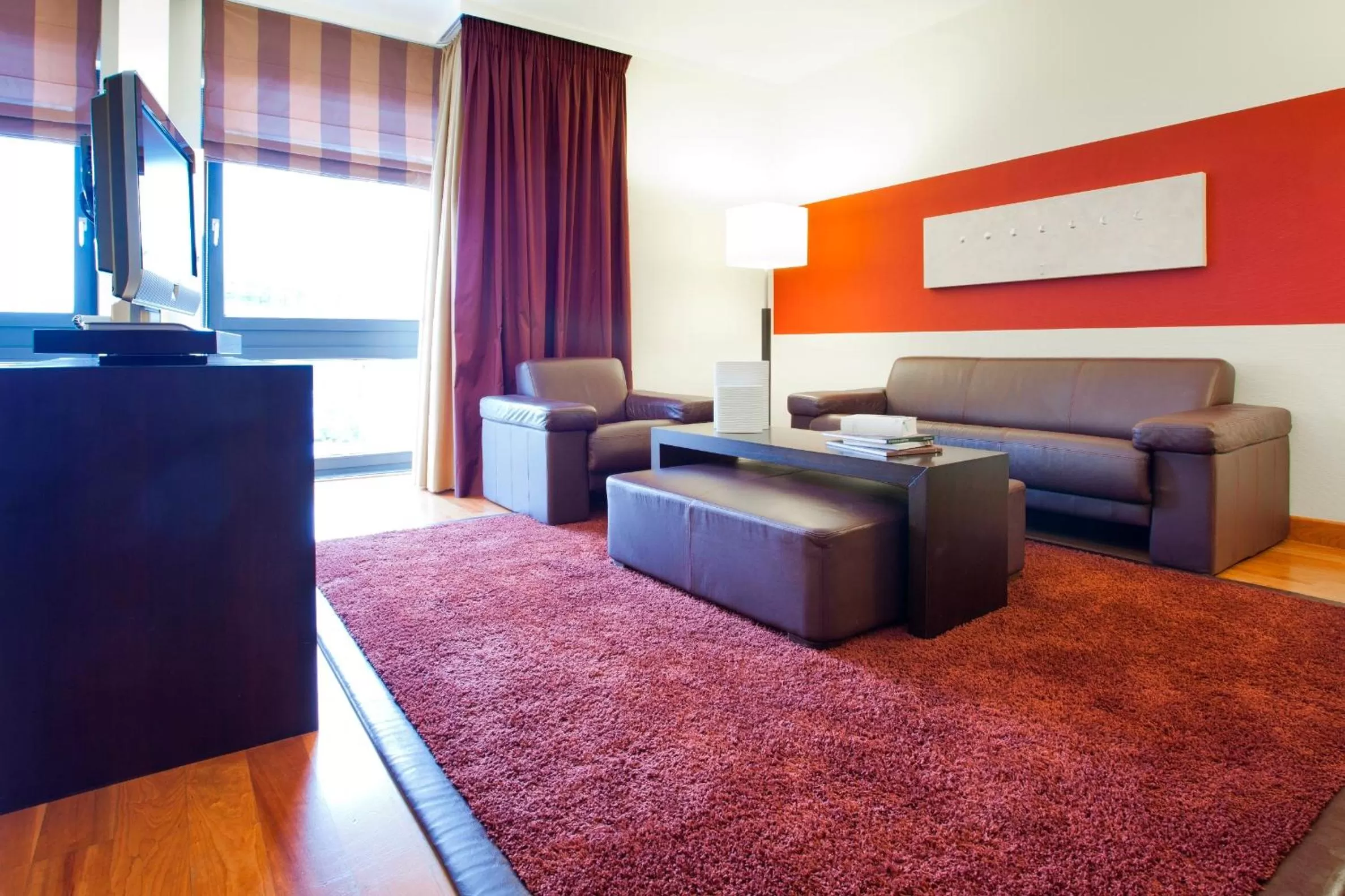 Living room in Park Inn by Radisson Lübeck