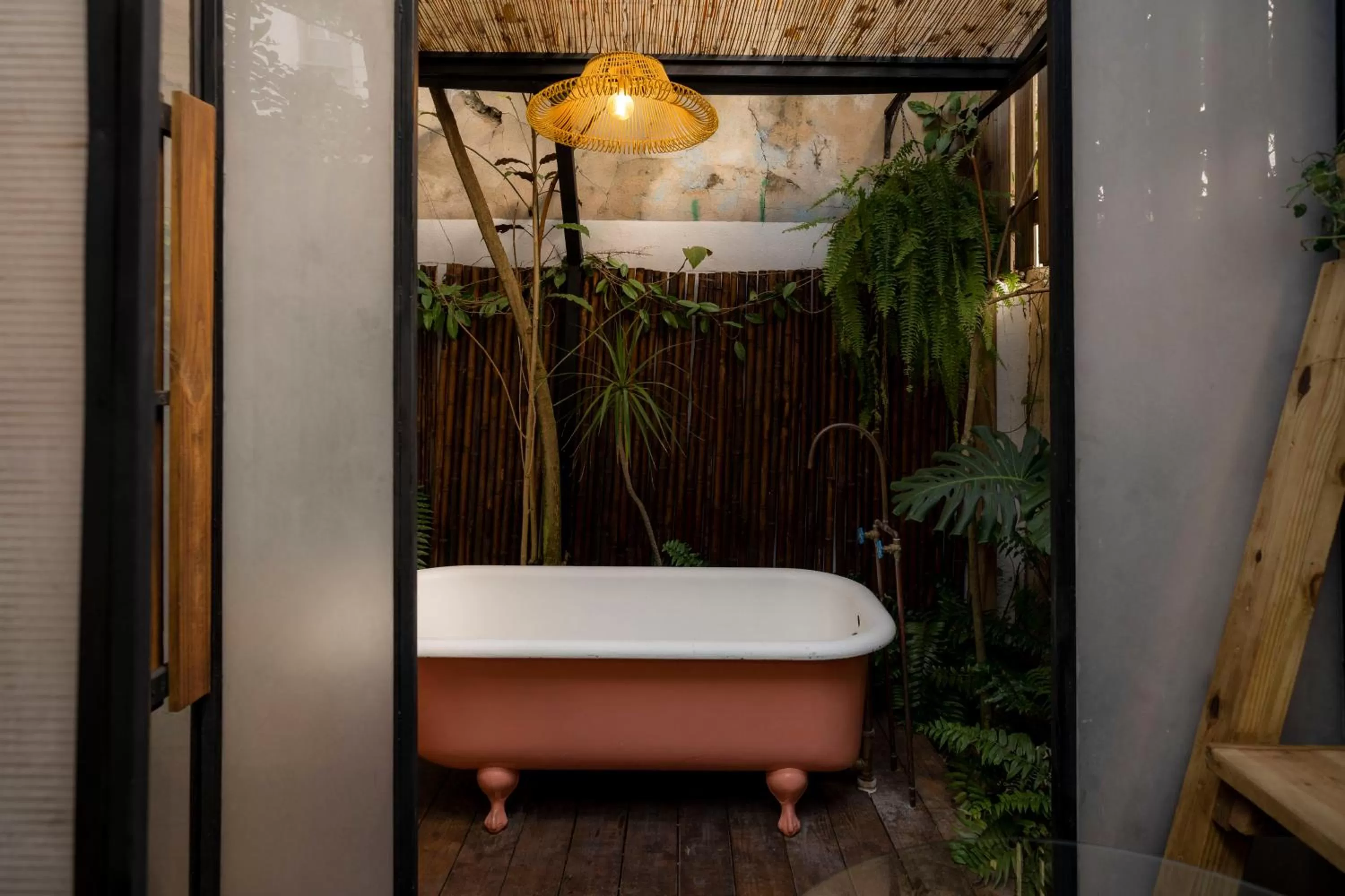 Bathroom in La Botanica Hotel