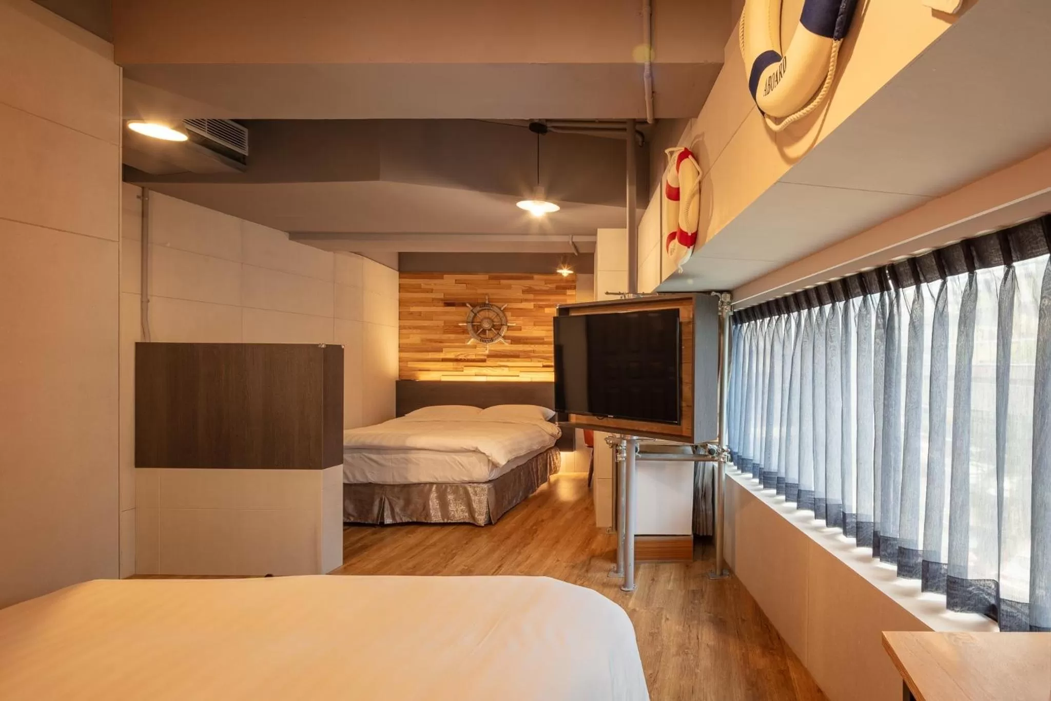 Photo of the whole room, Bed in RF Hotel - Zhongxiao