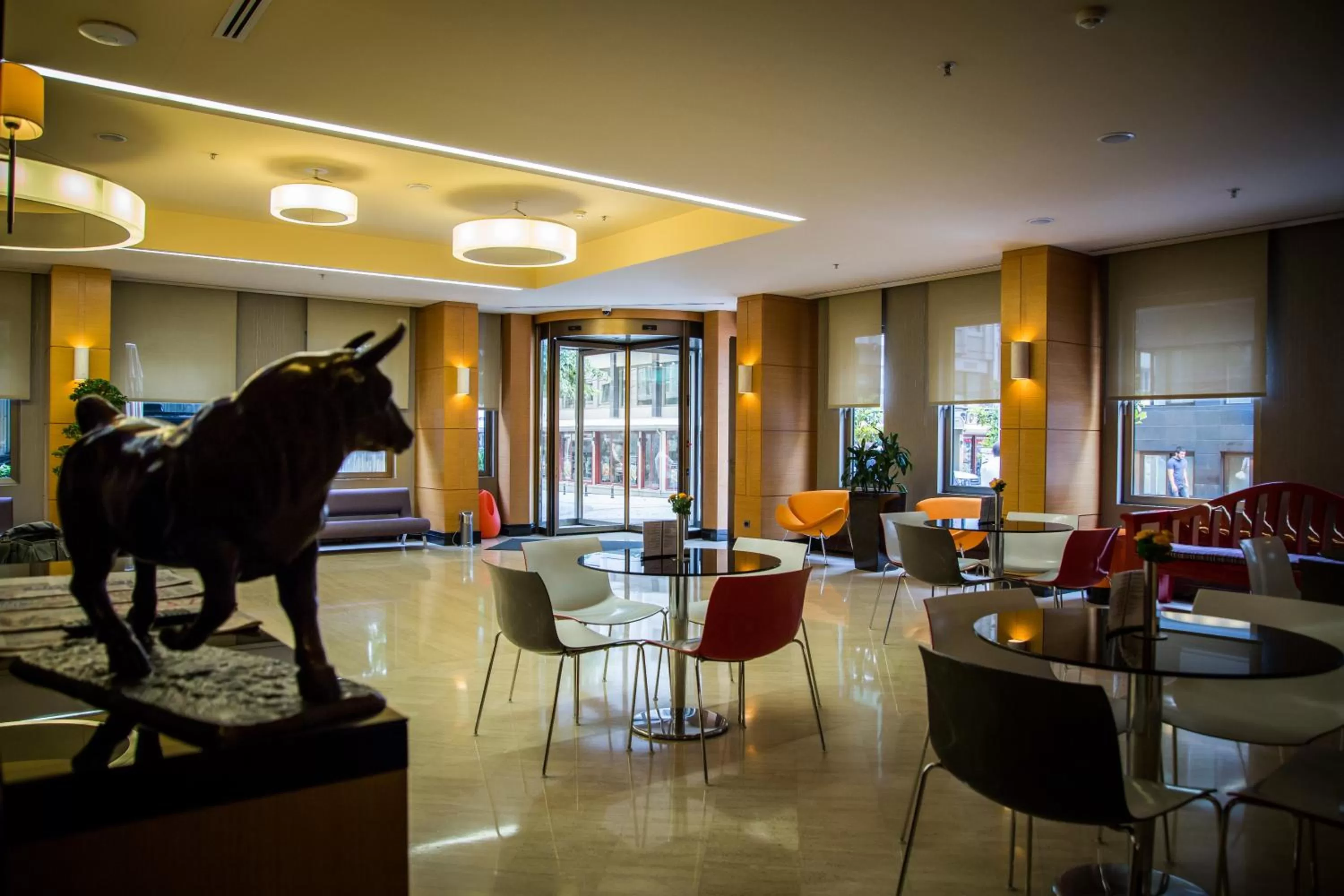 TV and multimedia in Midtown Hotel