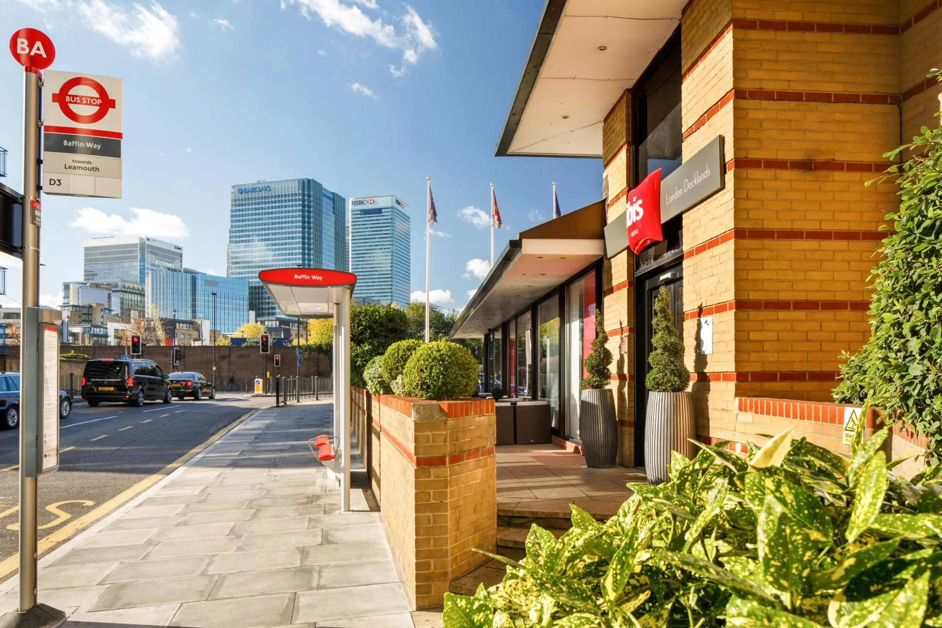 Facade/entrance in ibis London Docklands Canary Wharf