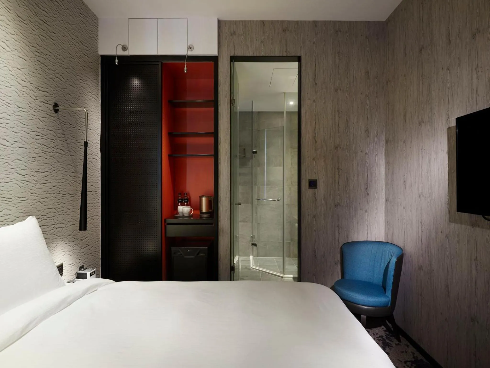 Photo of the whole room, Bed in Tango Inn Taipei Jihe