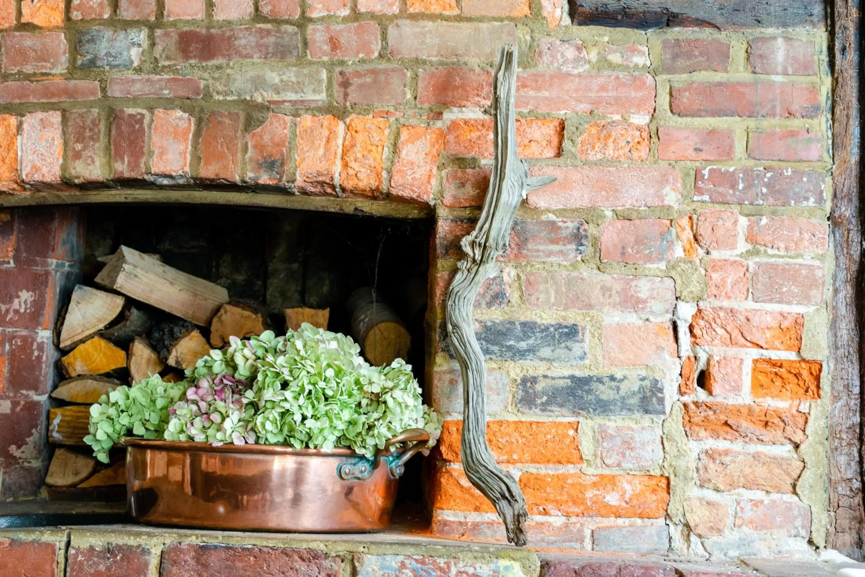 Other, BBQ Facilities in The House with Two Front Doors