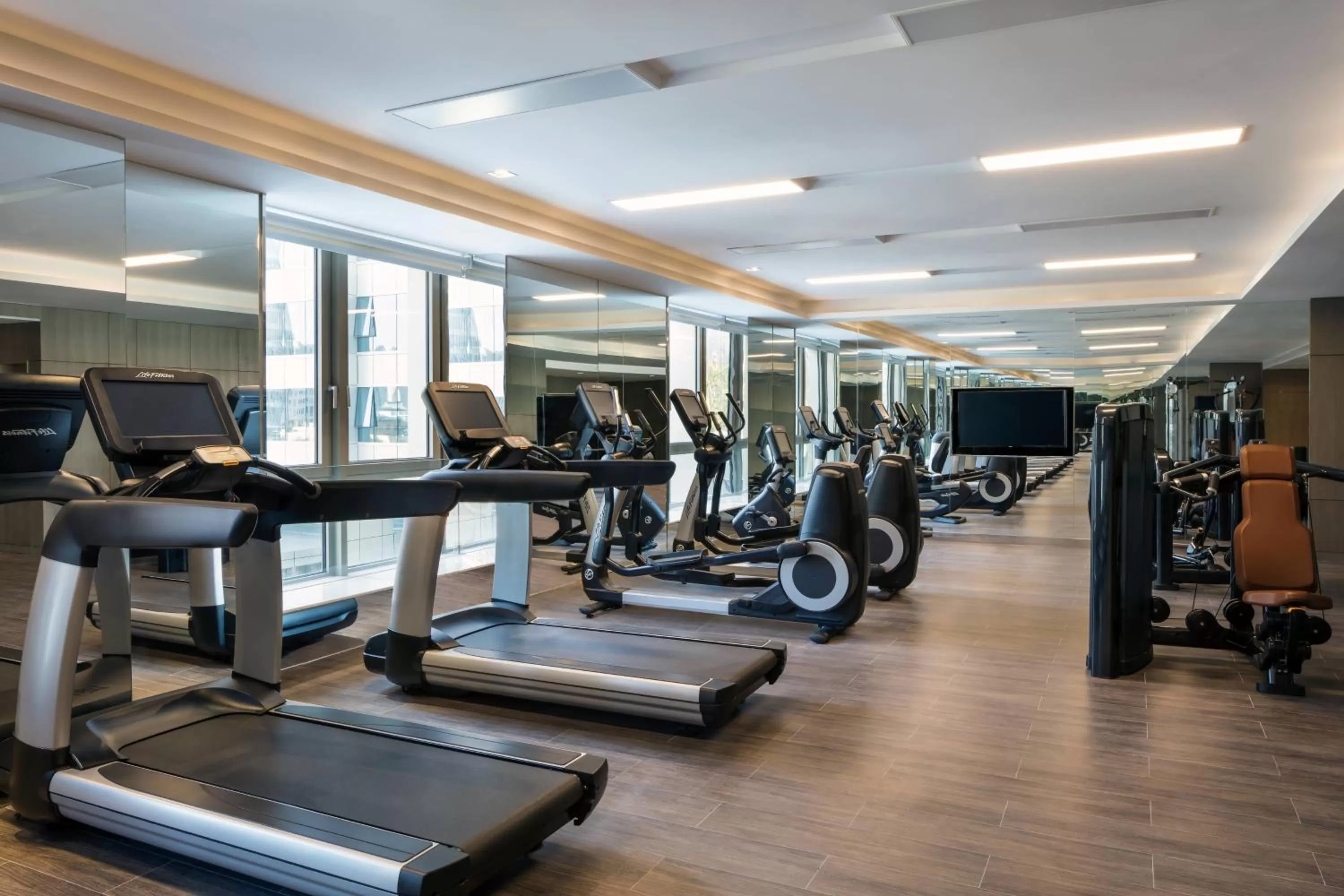 Fitness centre/facilities in Courtyard by Marriott Tianjin Hongqiao