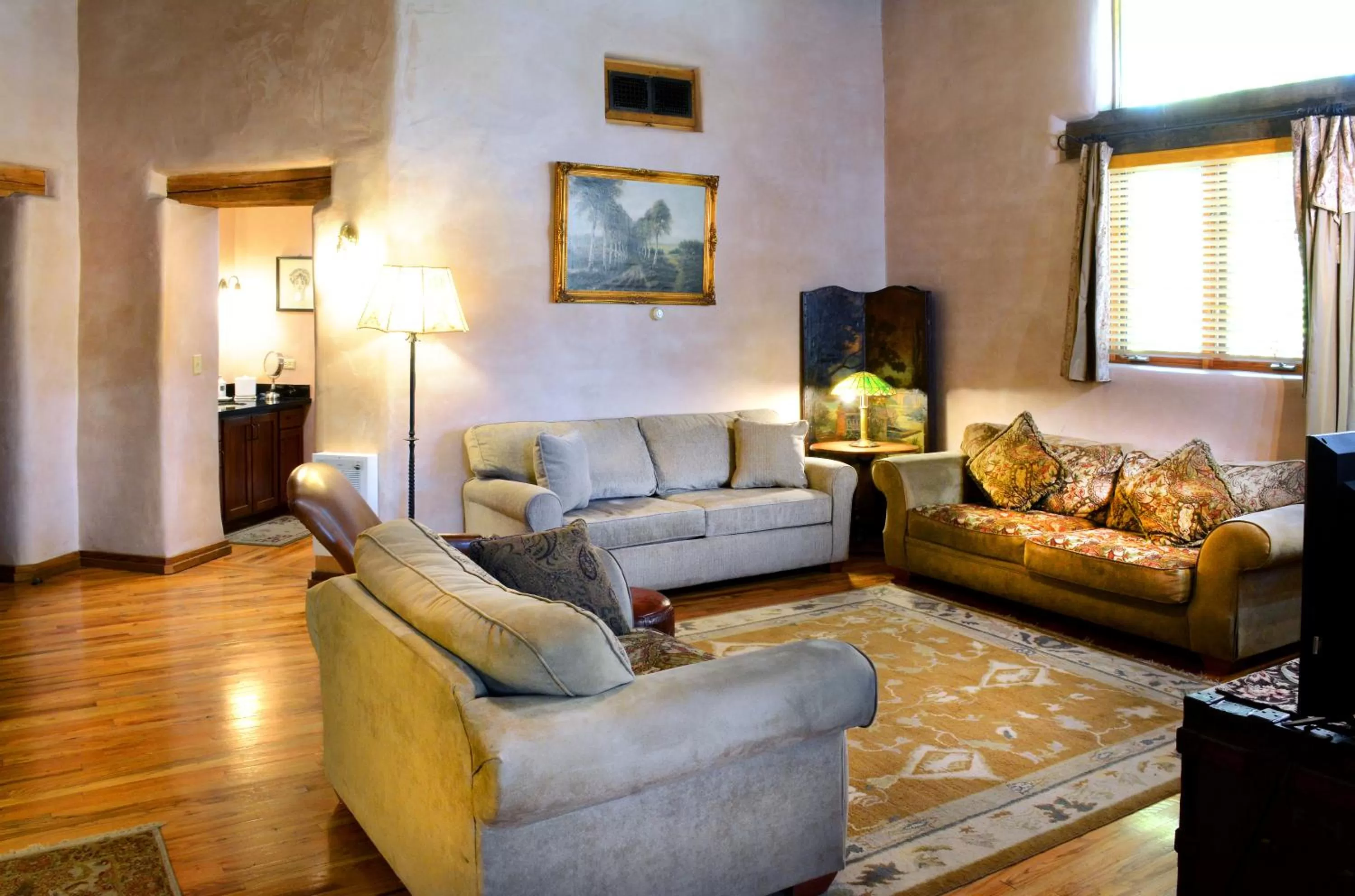 Nightclub / DJ in El Portal Sedona Hotel