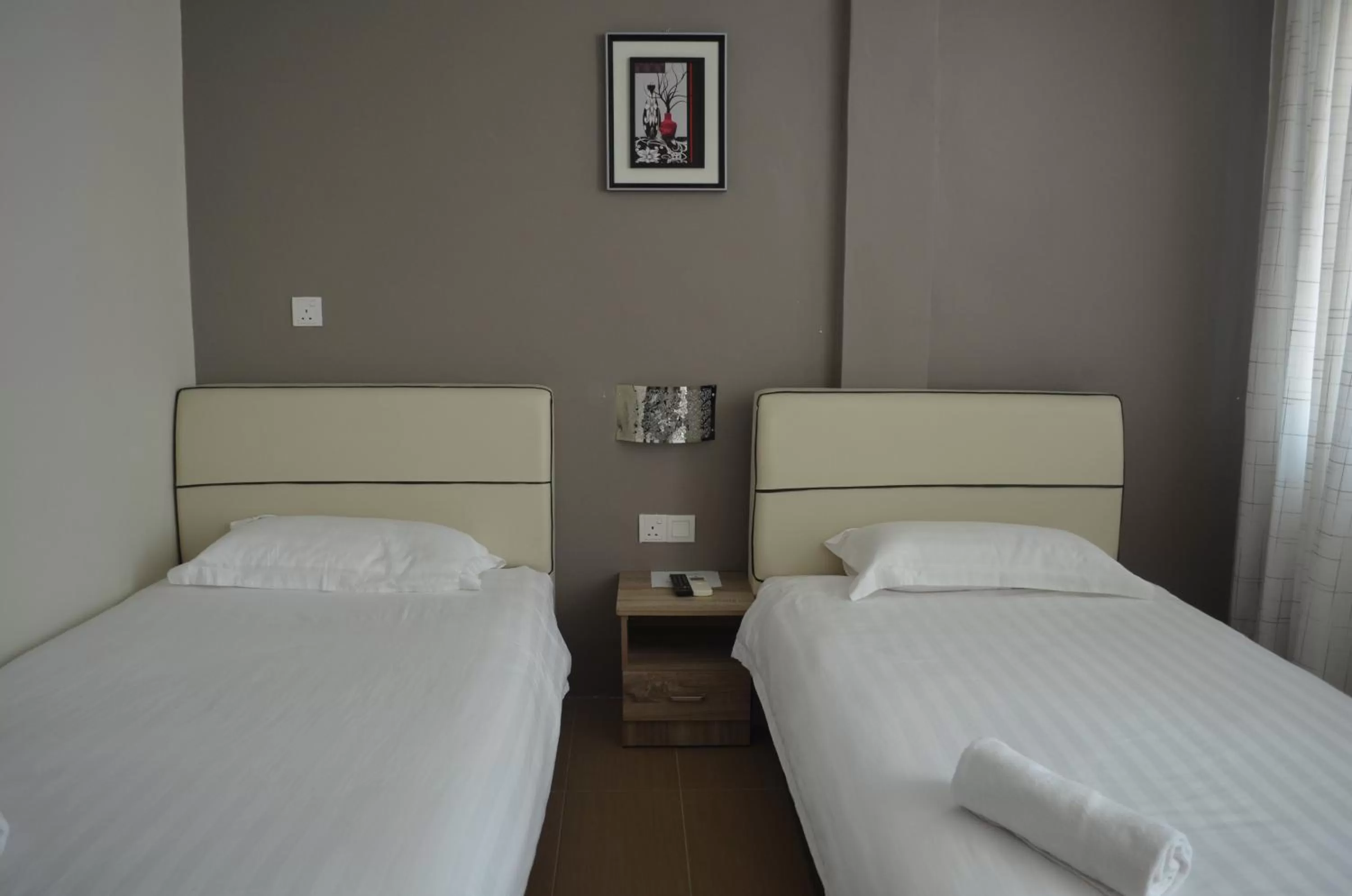 Bedroom, Bed in Welcome Inn GM