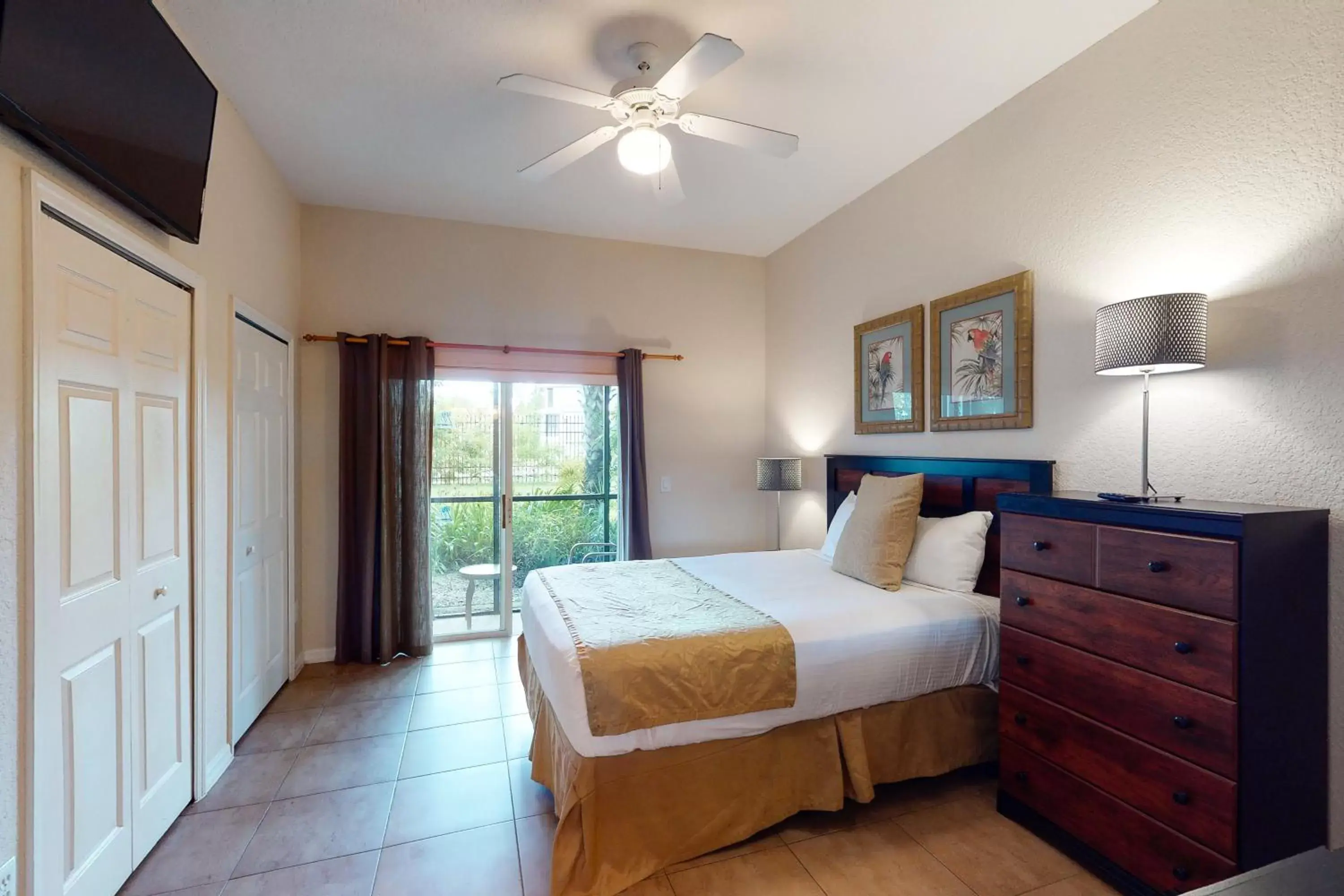 Three-Bedroom Apartment in Bahama Bay Resort - Near Disney Three-Bedroom Apartment in Bahama Bay Resort - Near Disney